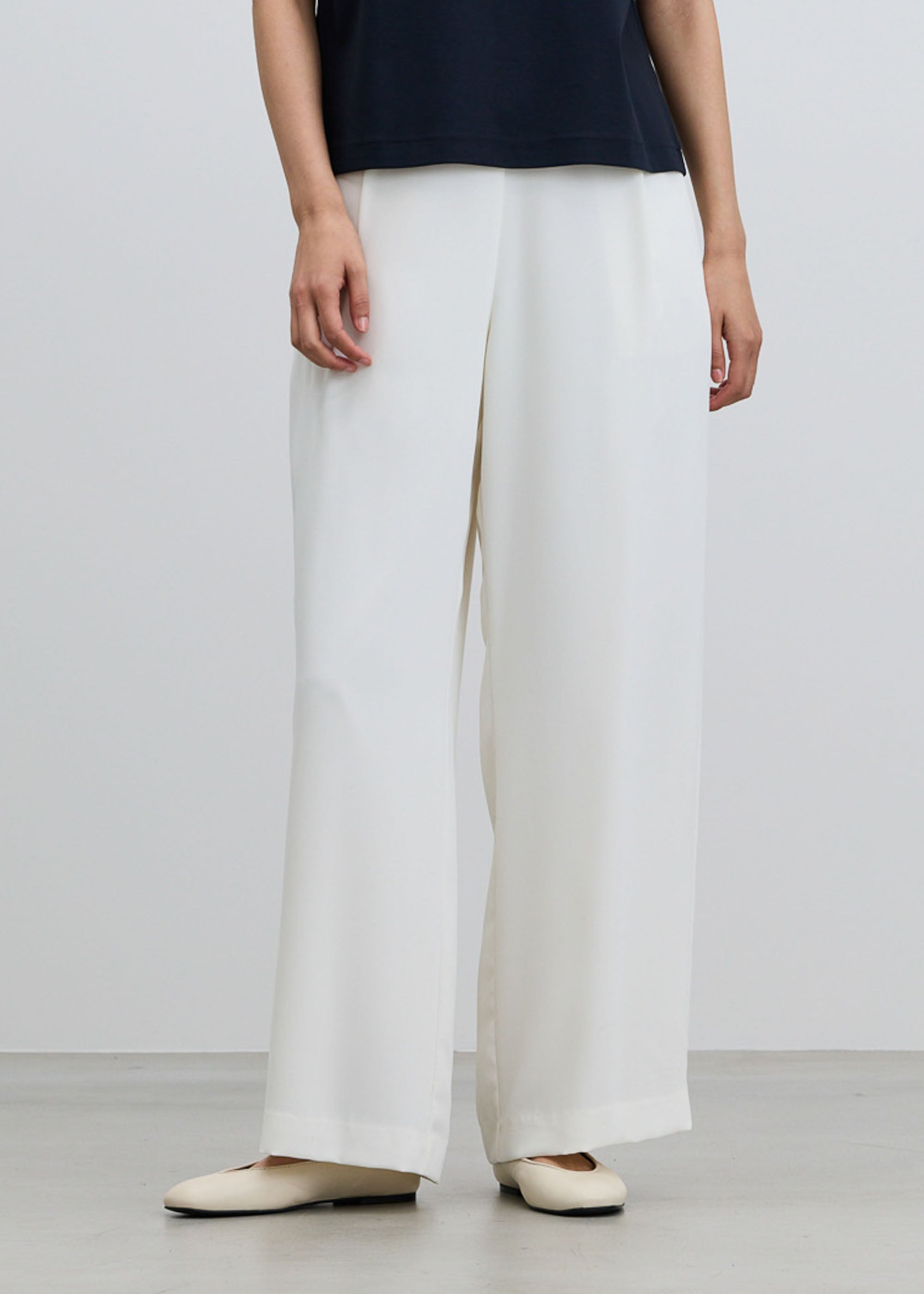 サイドタックワイドパンツ TALL丈 - SOÉJU online store｜上質な大人の