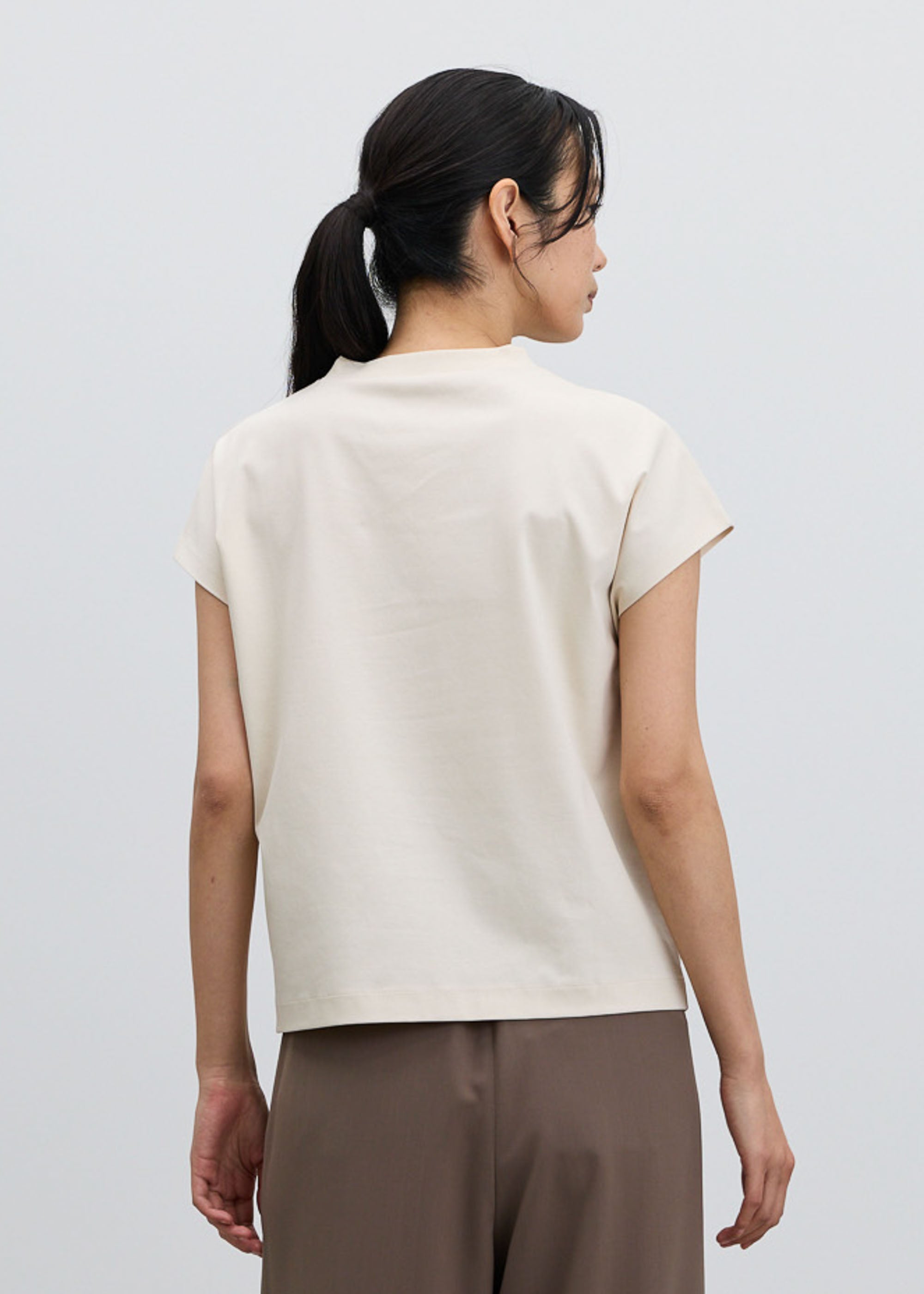 COOL SMOOTH スタンドカラーカットソー