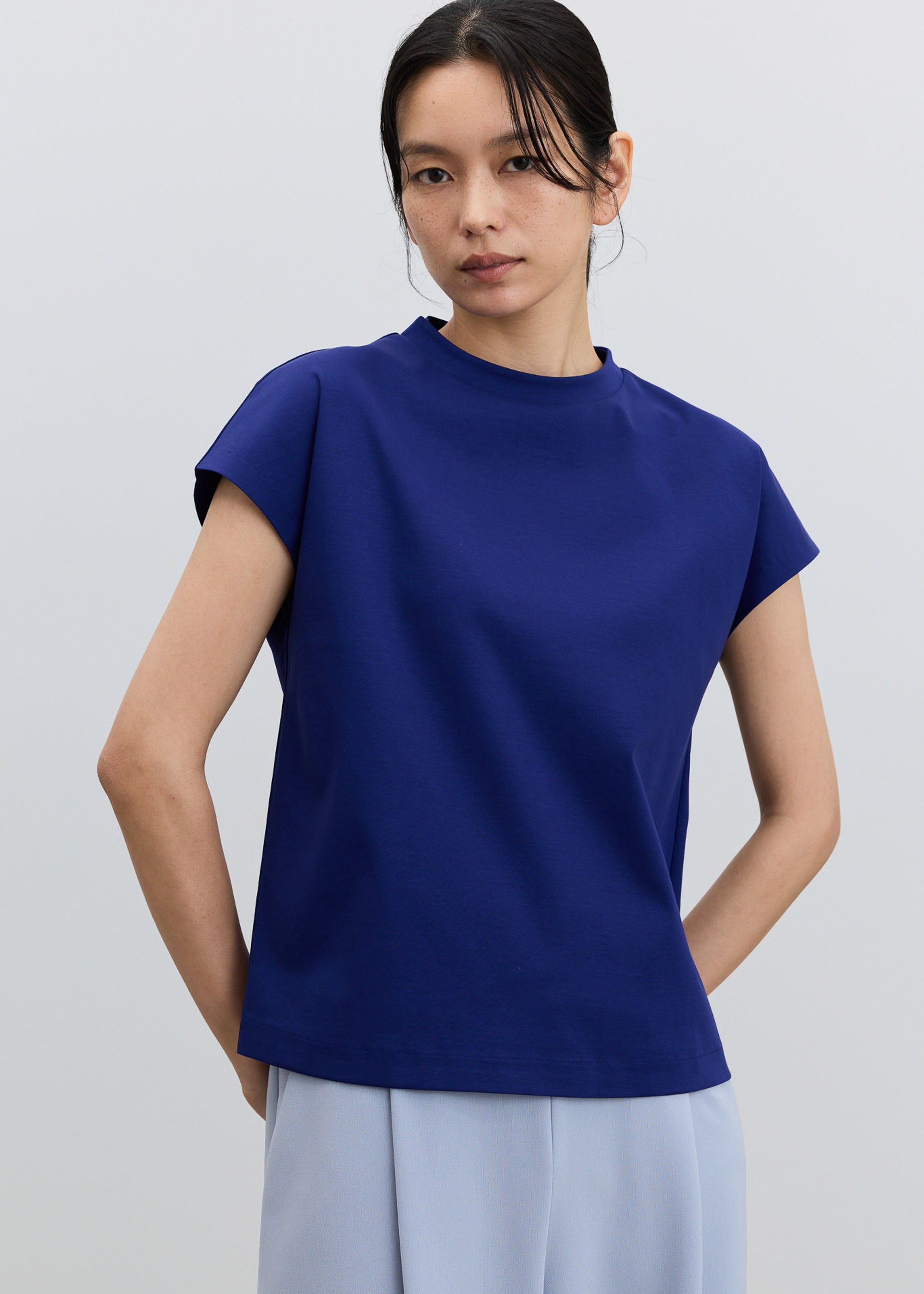 COOL SMOOTH スタンドカラーカットソー