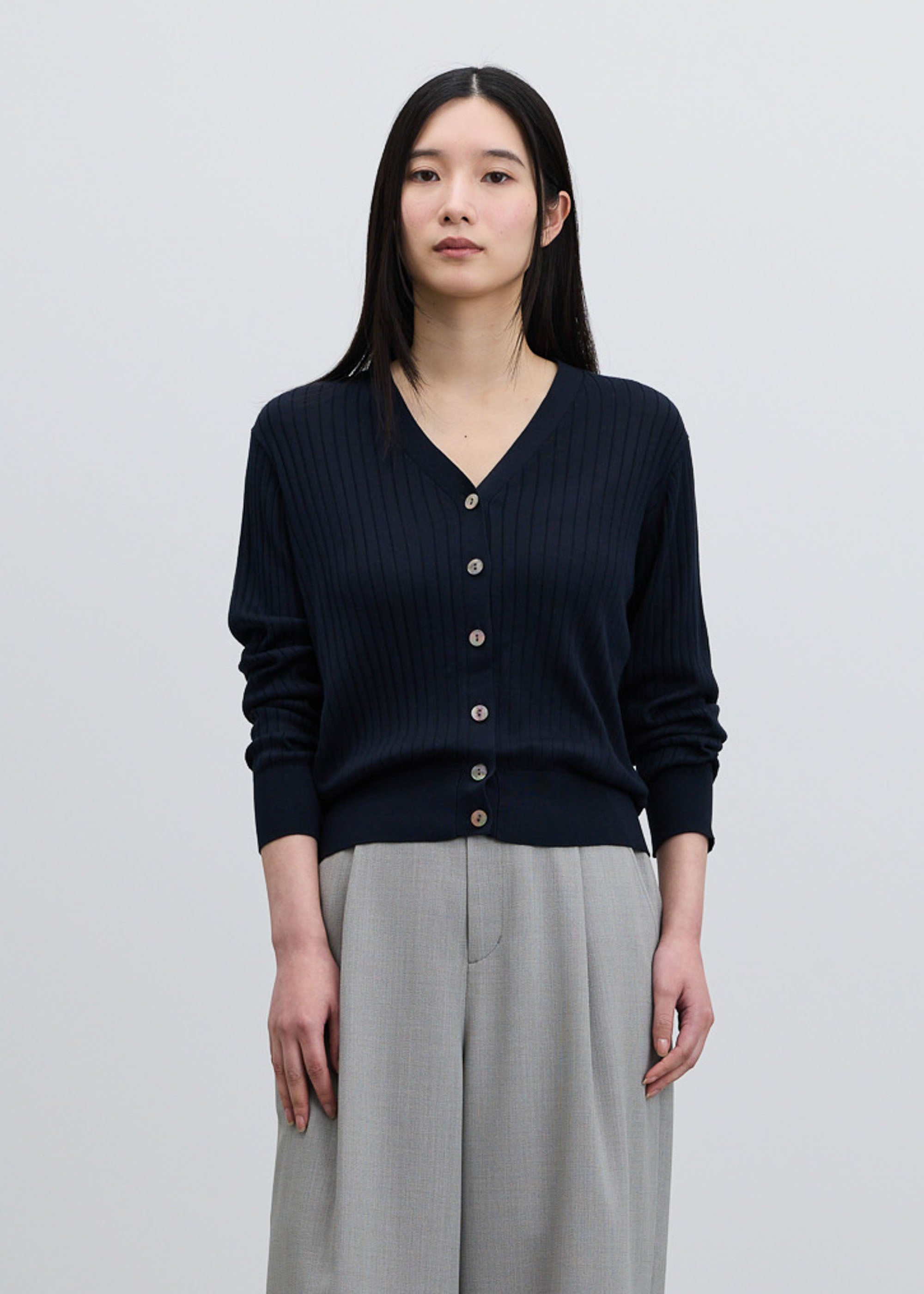 シルクワイドリブVネックカーディガン
