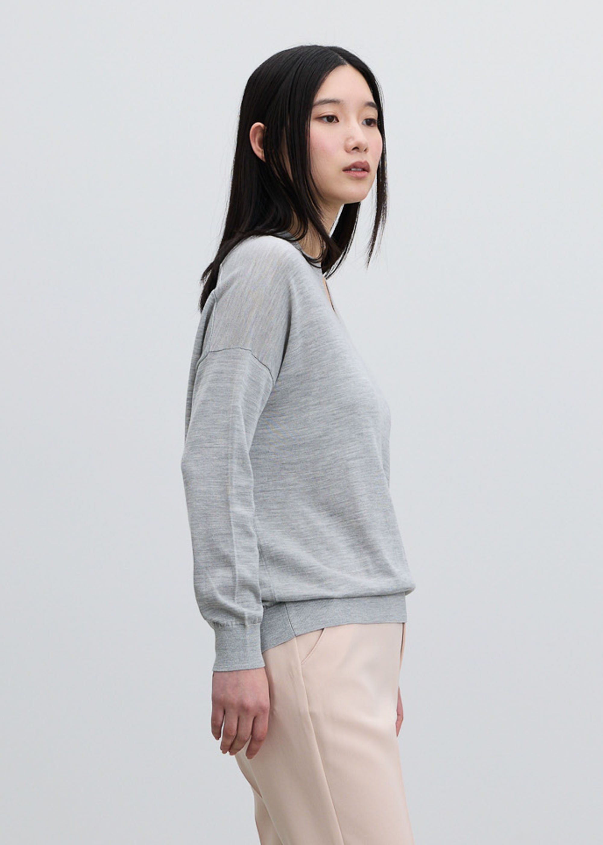 シルクコットンVネックニット