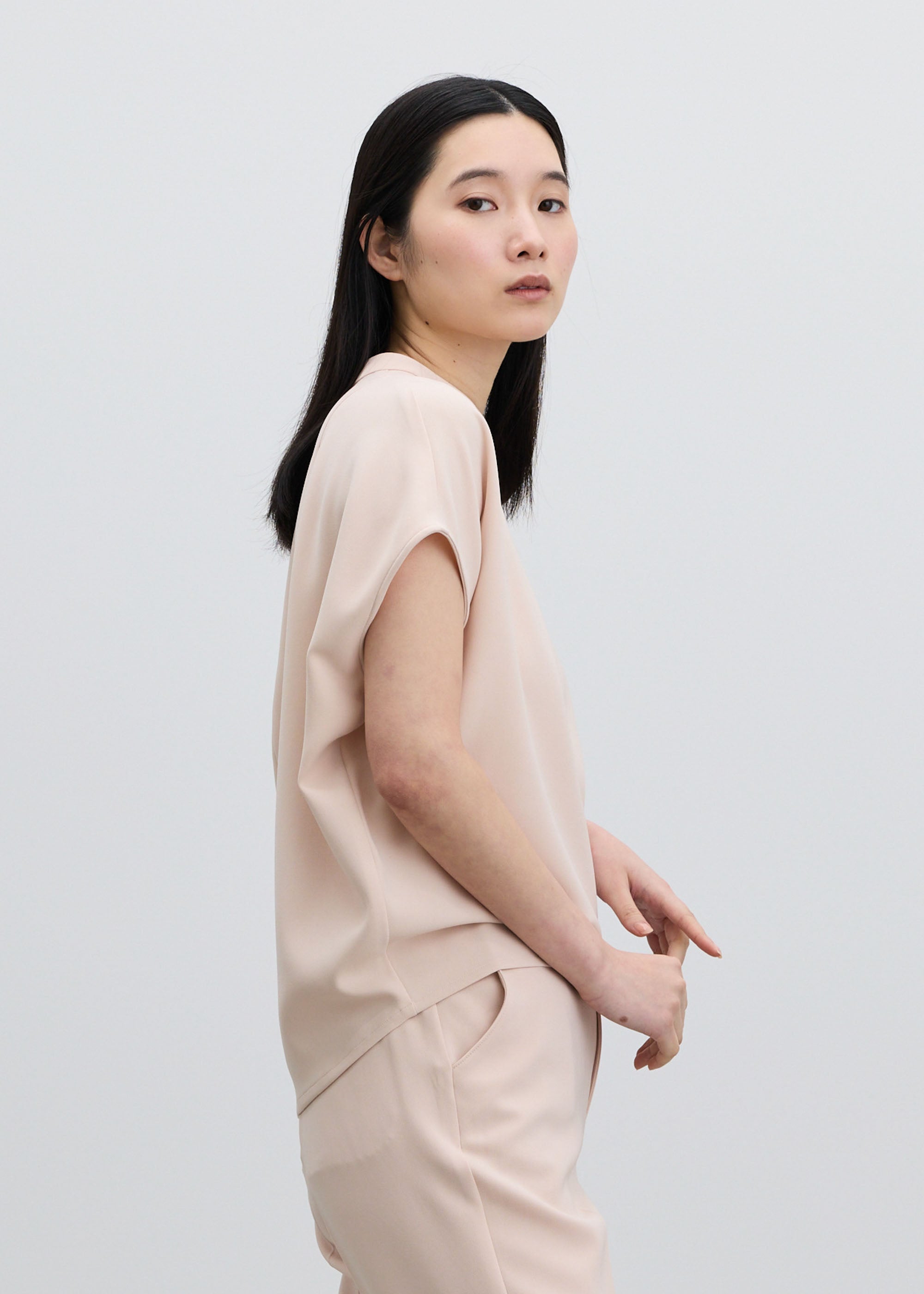 スタンドカラーコクーンブラウス