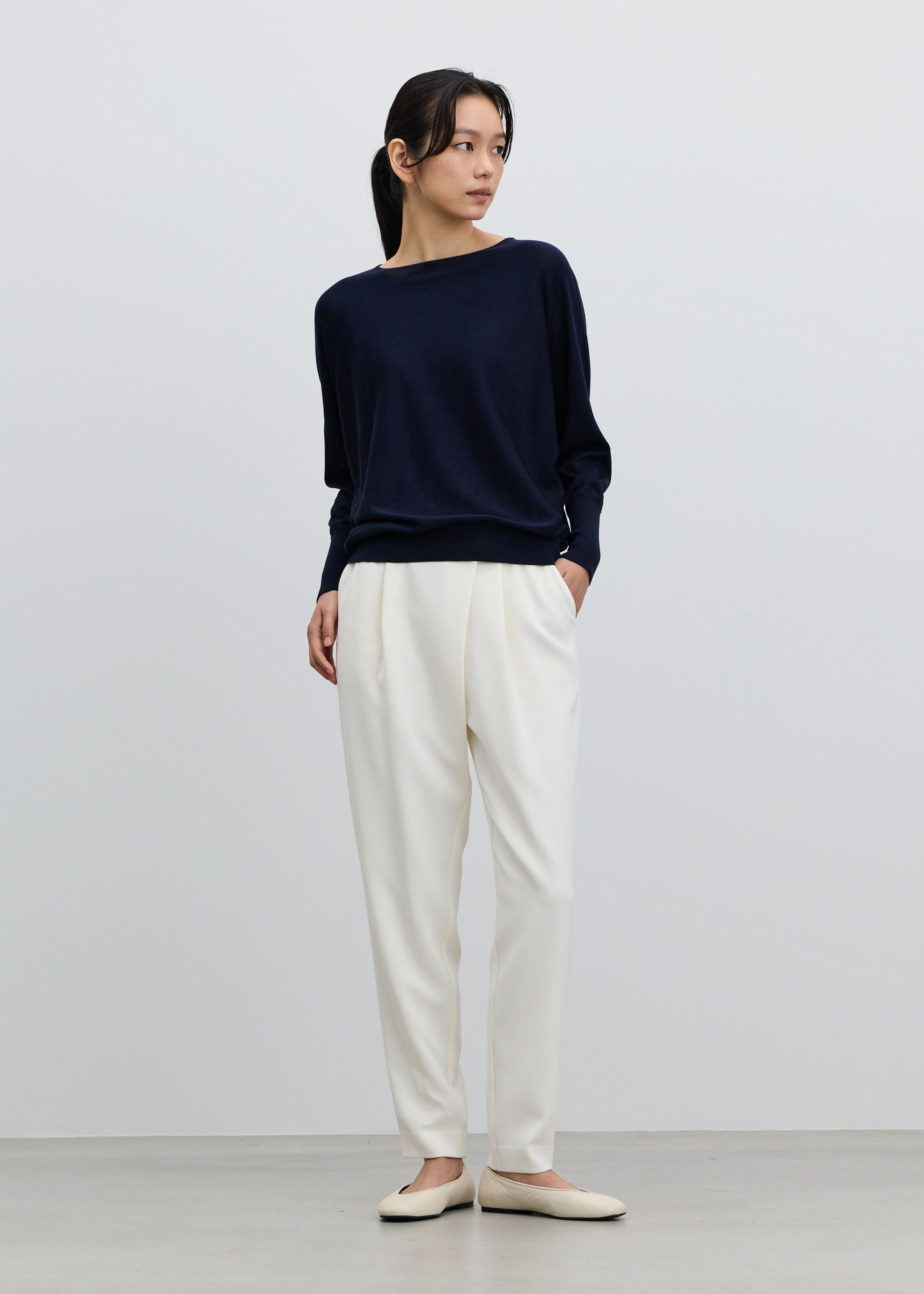 タックパンツ TALL丈 - SOÉJU online store｜上質な大人の女性のための