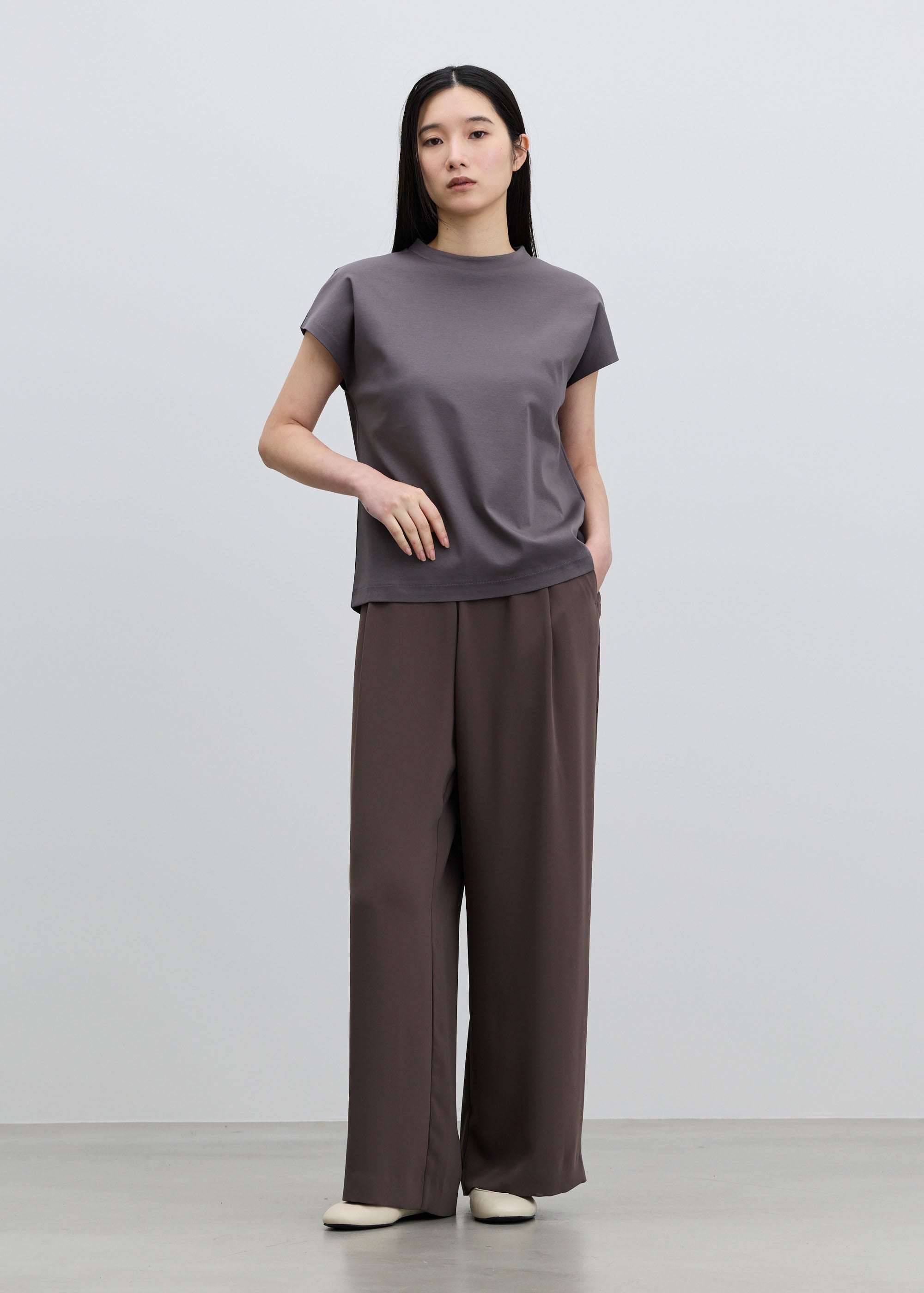 サイドタックワイドパンツ - SOÉJU online store｜上質な大人の女性の