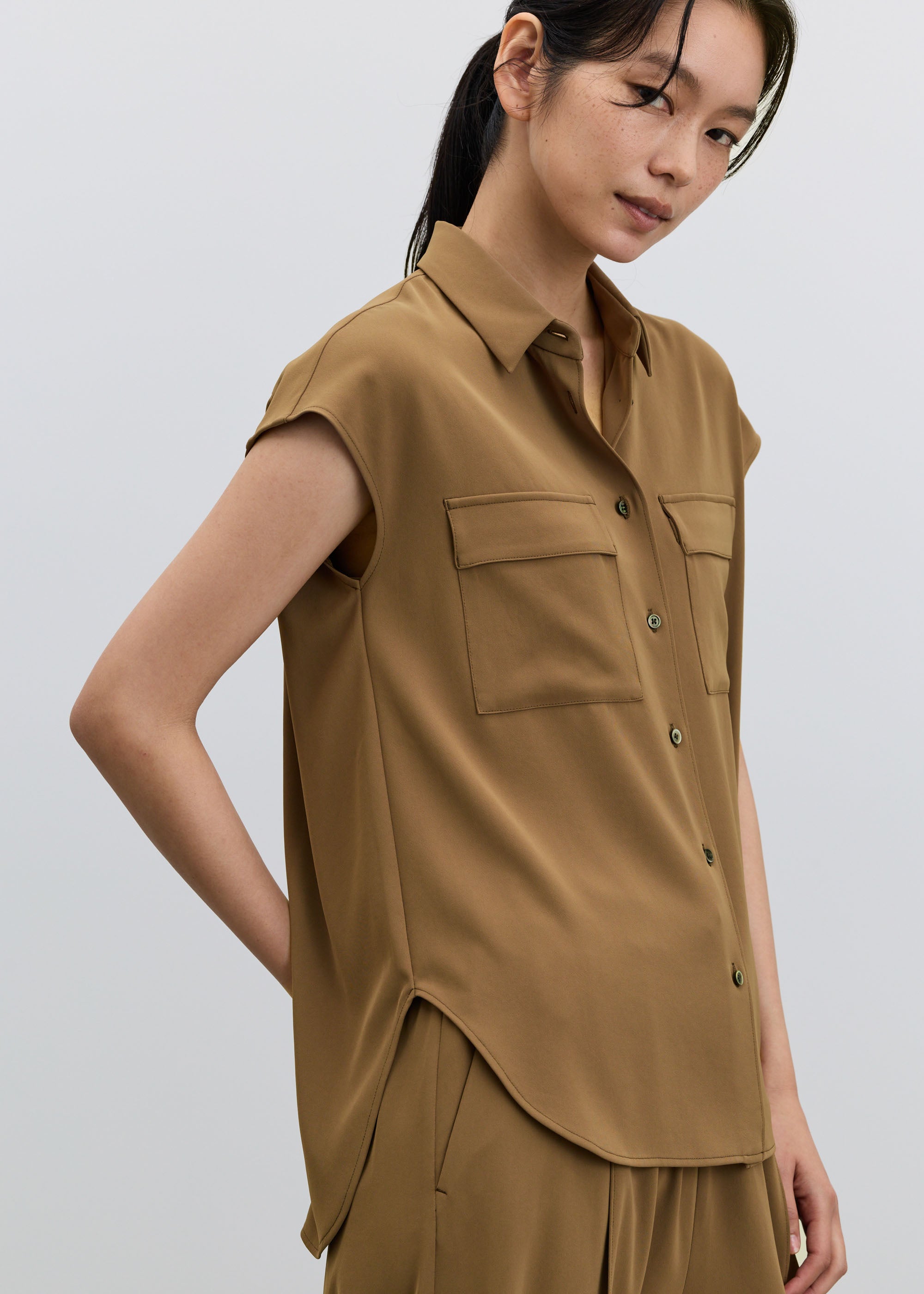 モデル:174cm サイズ:M