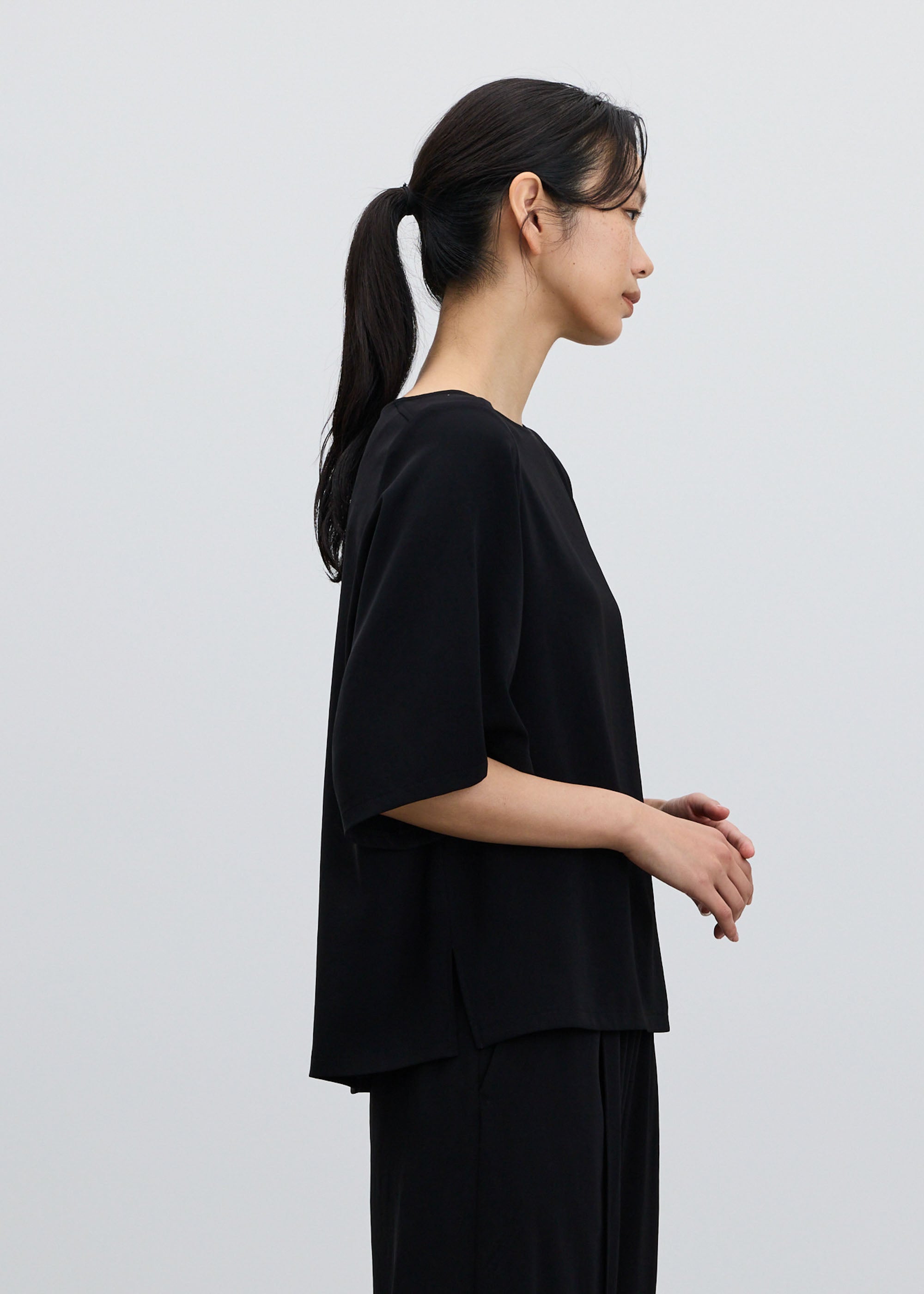 ヴィンテージサテンボートネックTブラウス