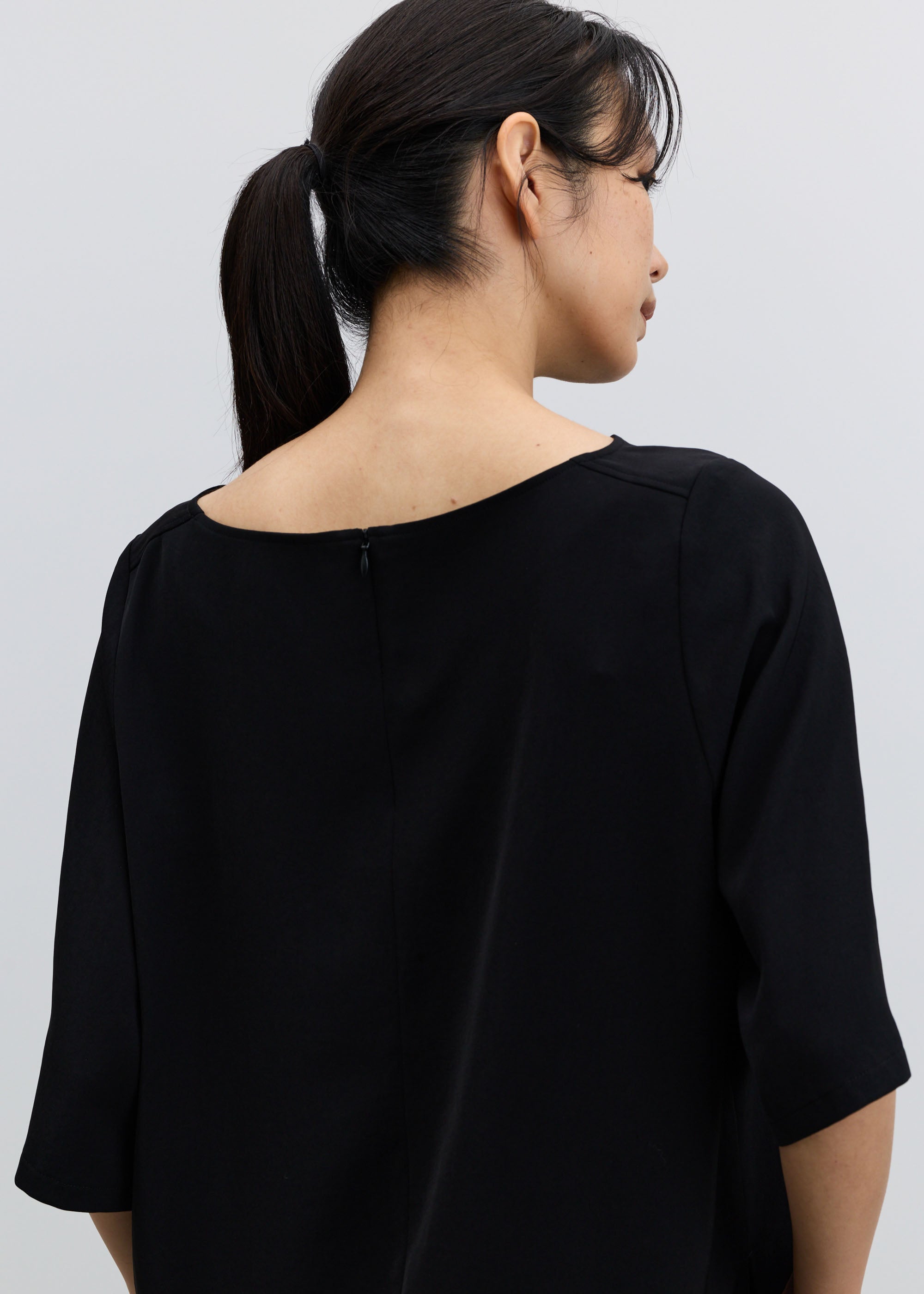 ヴィンテージサテンボートネックTブラウス