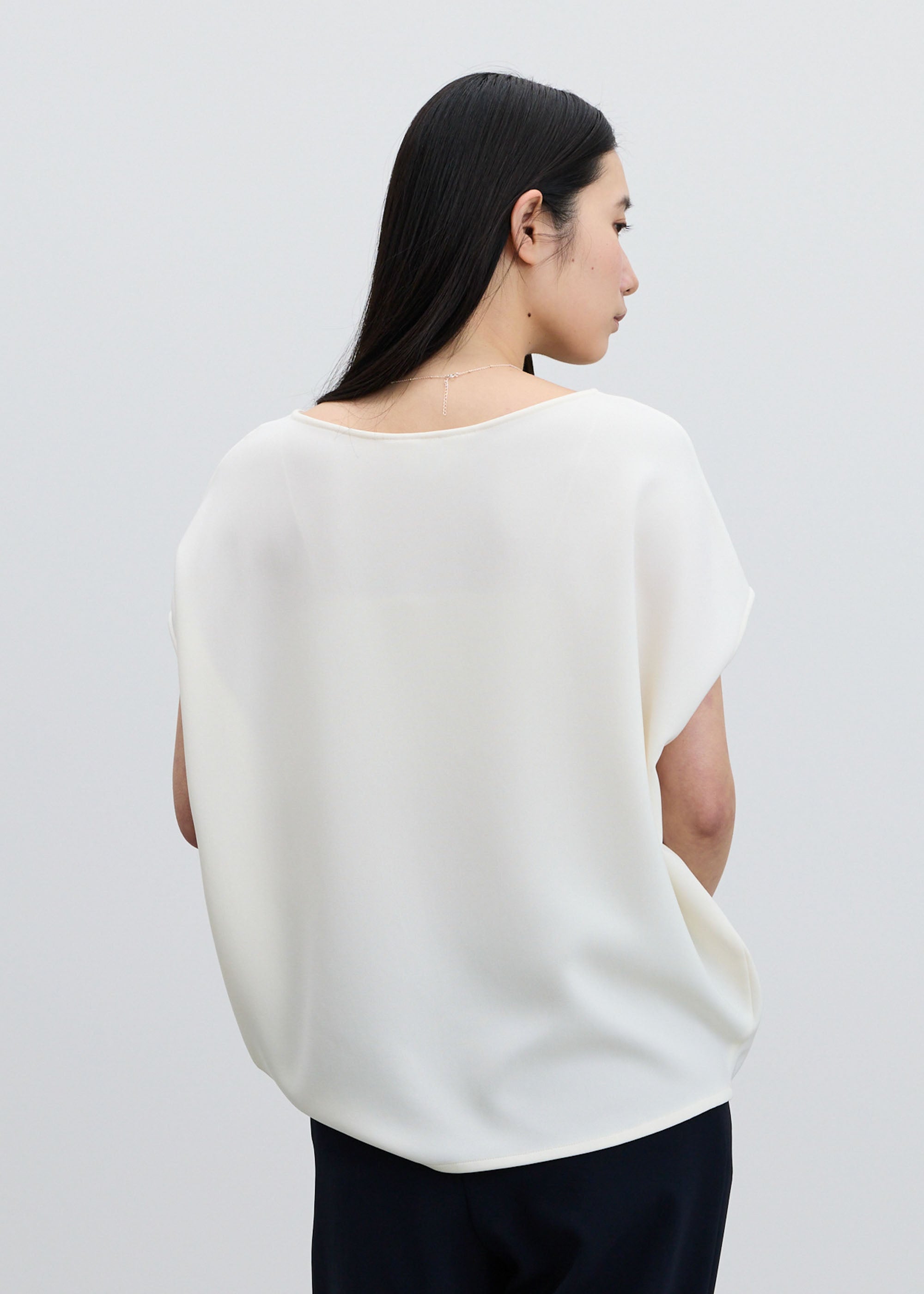 ショートスリーブコクーンブラウス