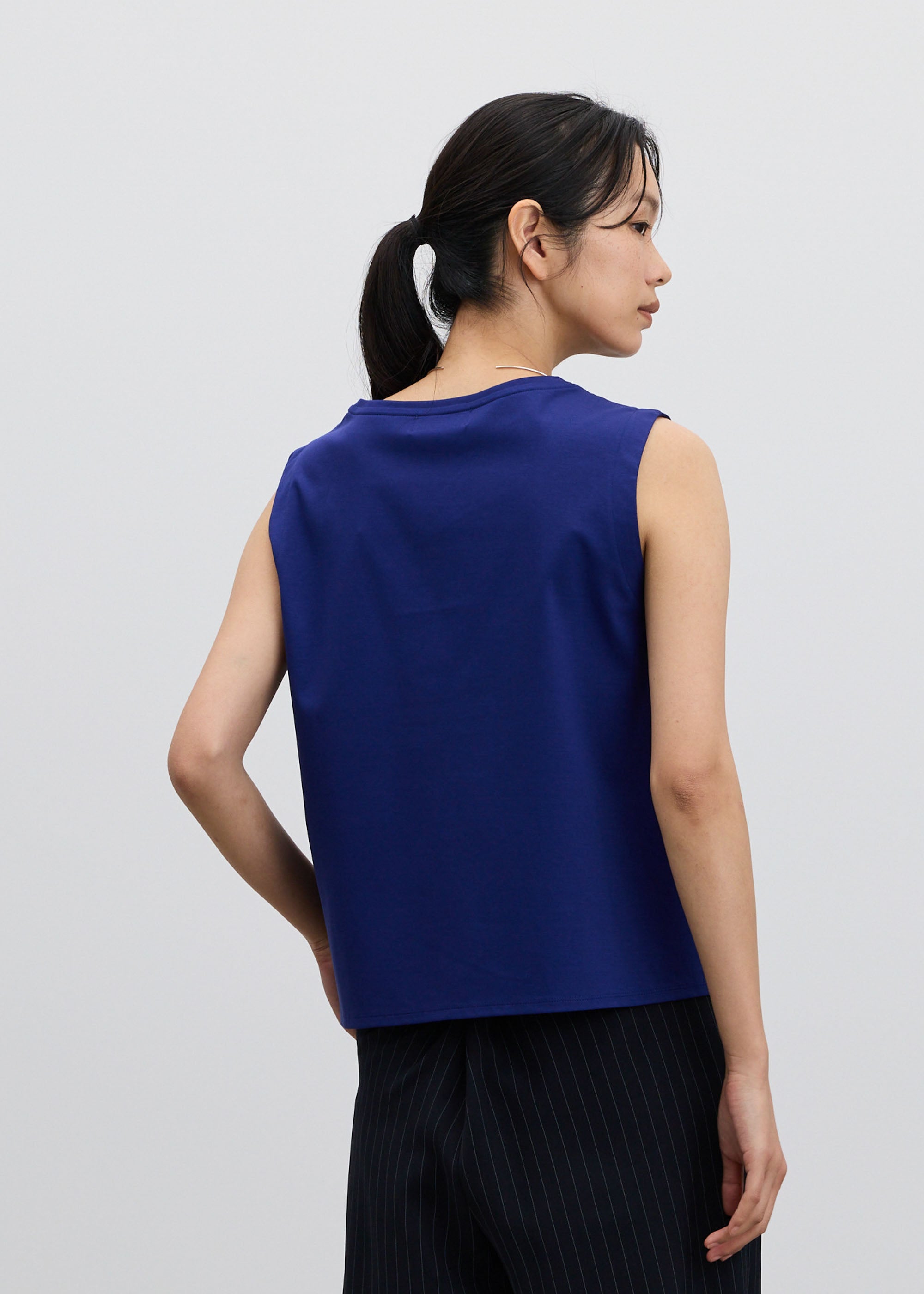 COOL SMOOTH ノースリーブカットソー