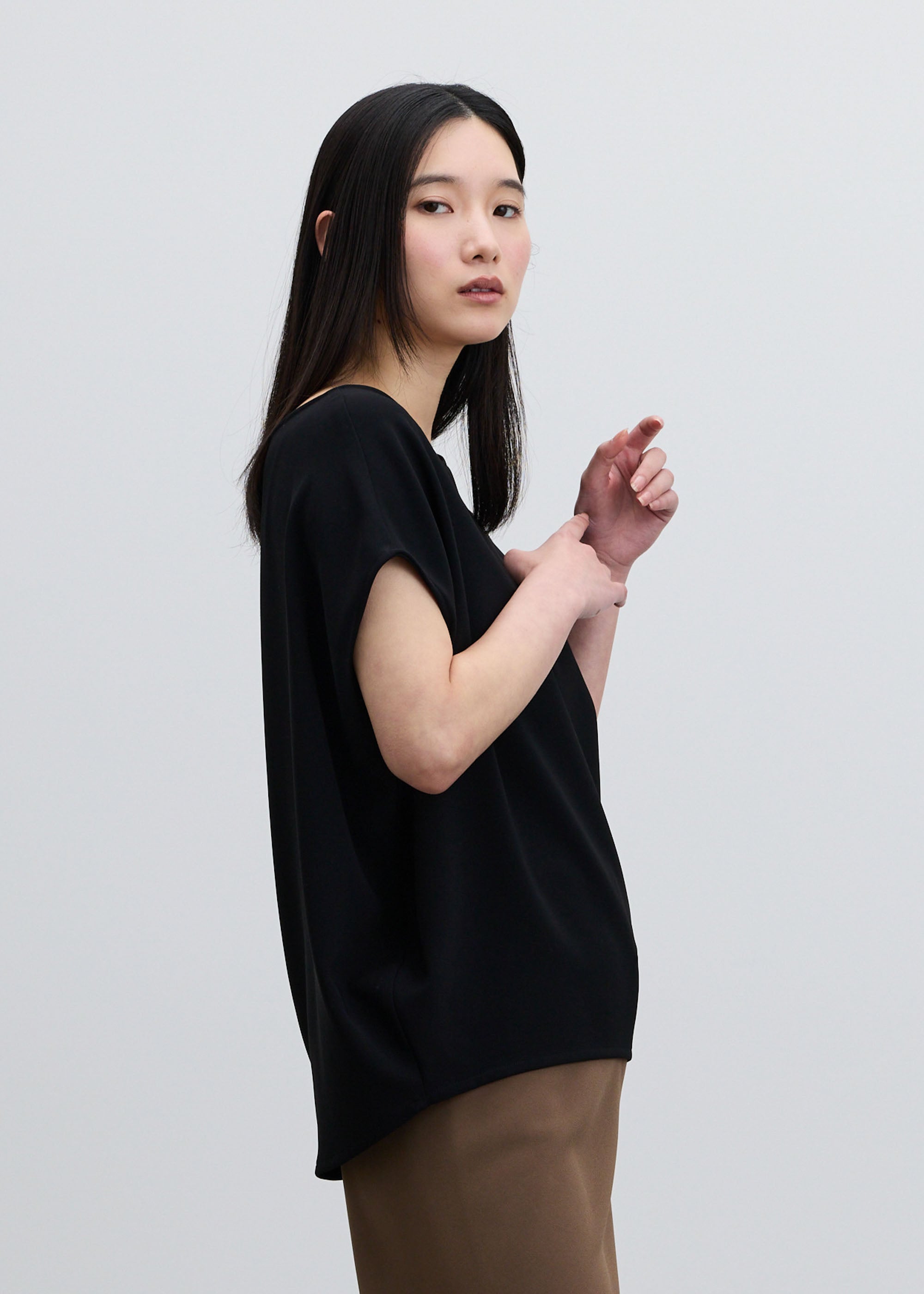 ショートスリーブコクーンブラウス