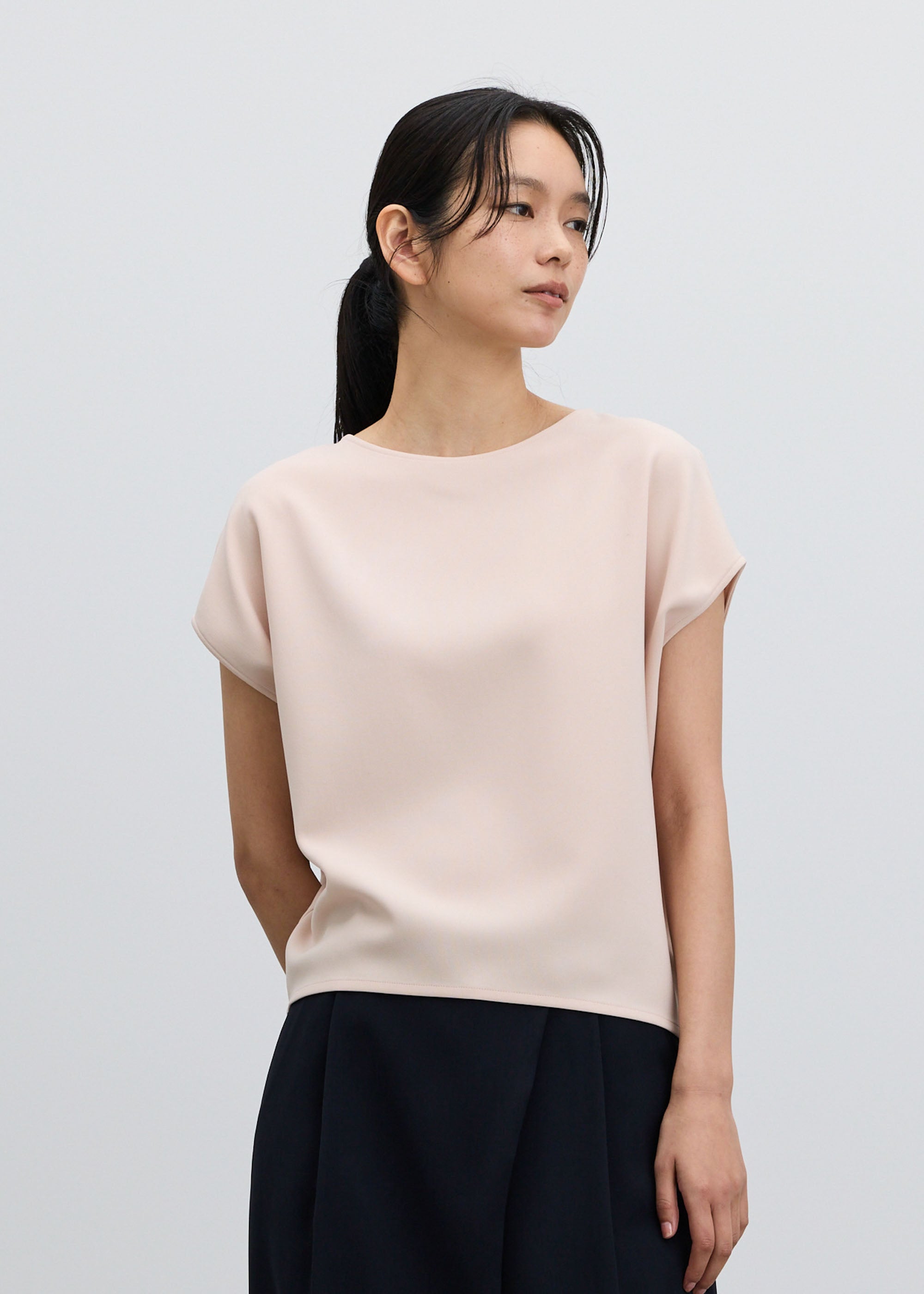 ショートスリーブコクーンブラウス