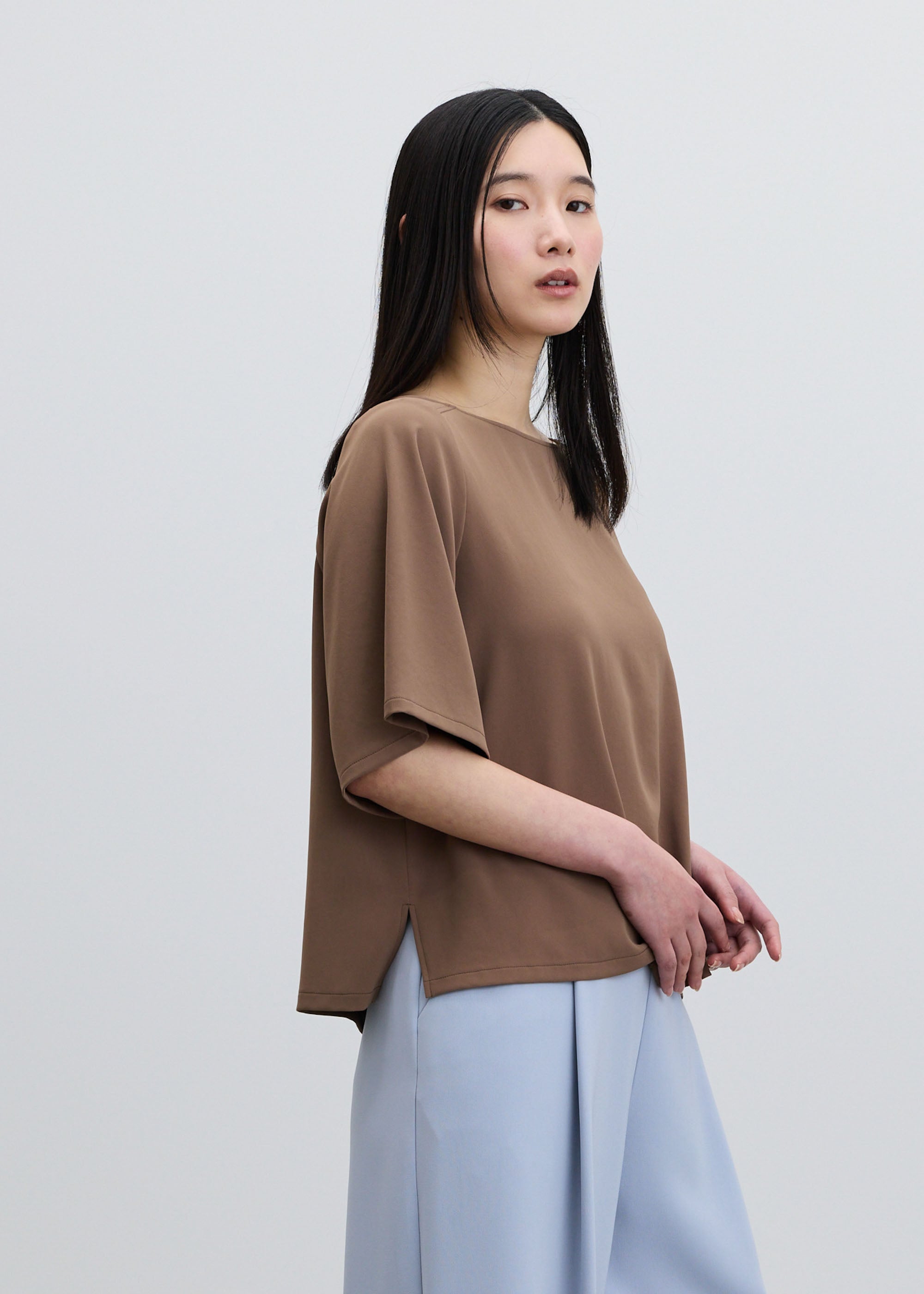 ヴィンテージサテンボートネックTブラウス