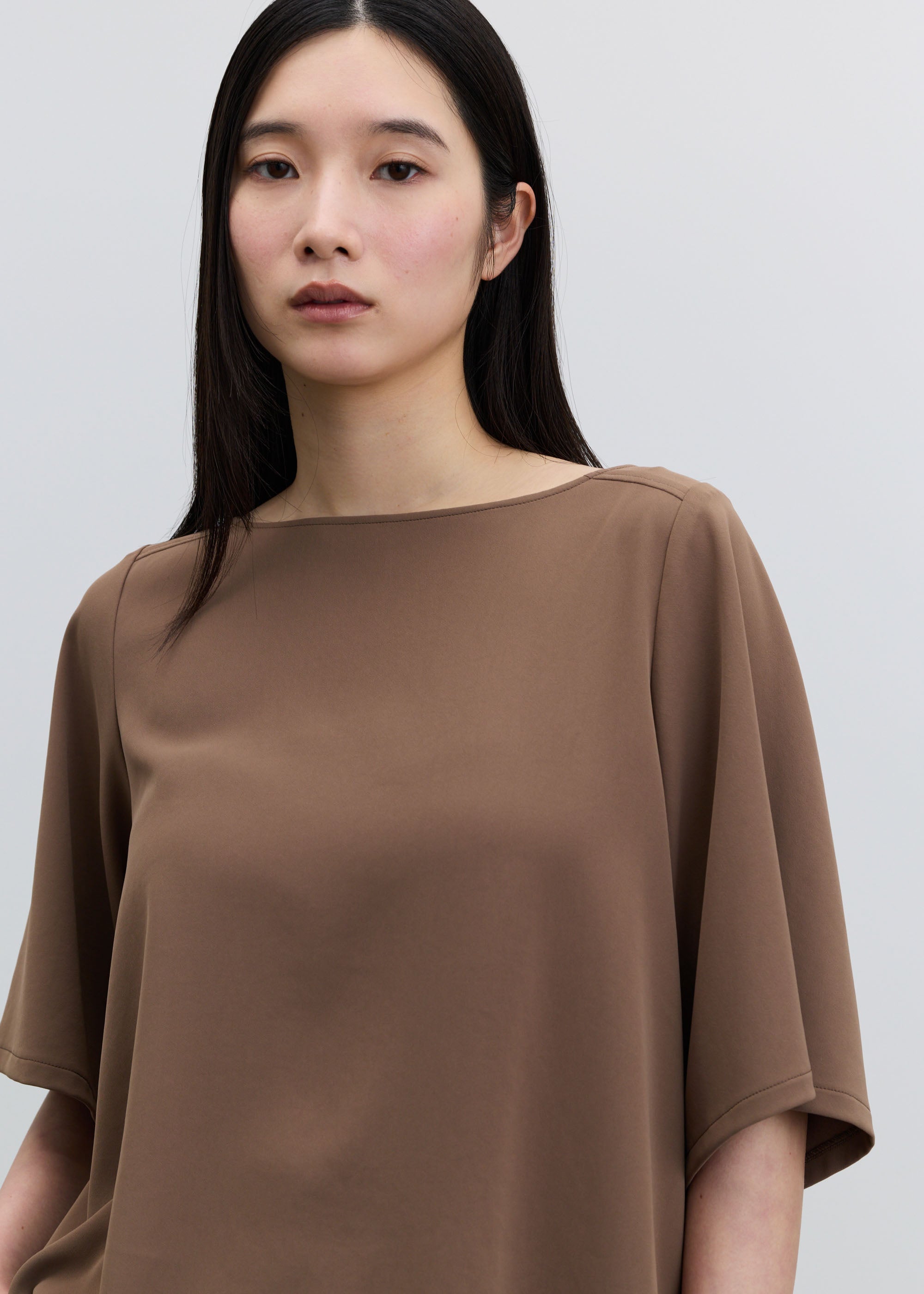 ヴィンテージサテンボートネックTブラウス