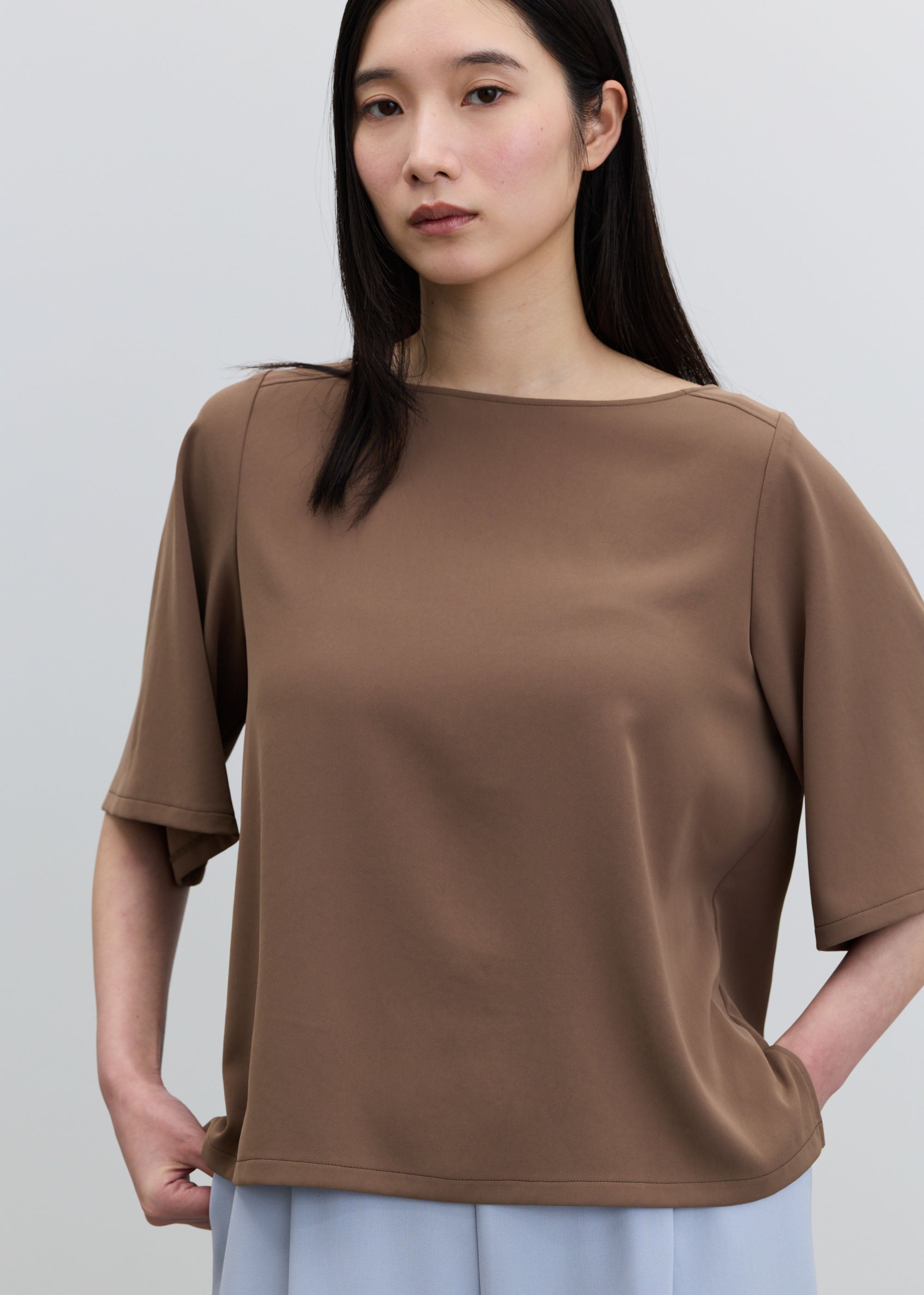 ヴィンテージサテンボートネックTブラウス