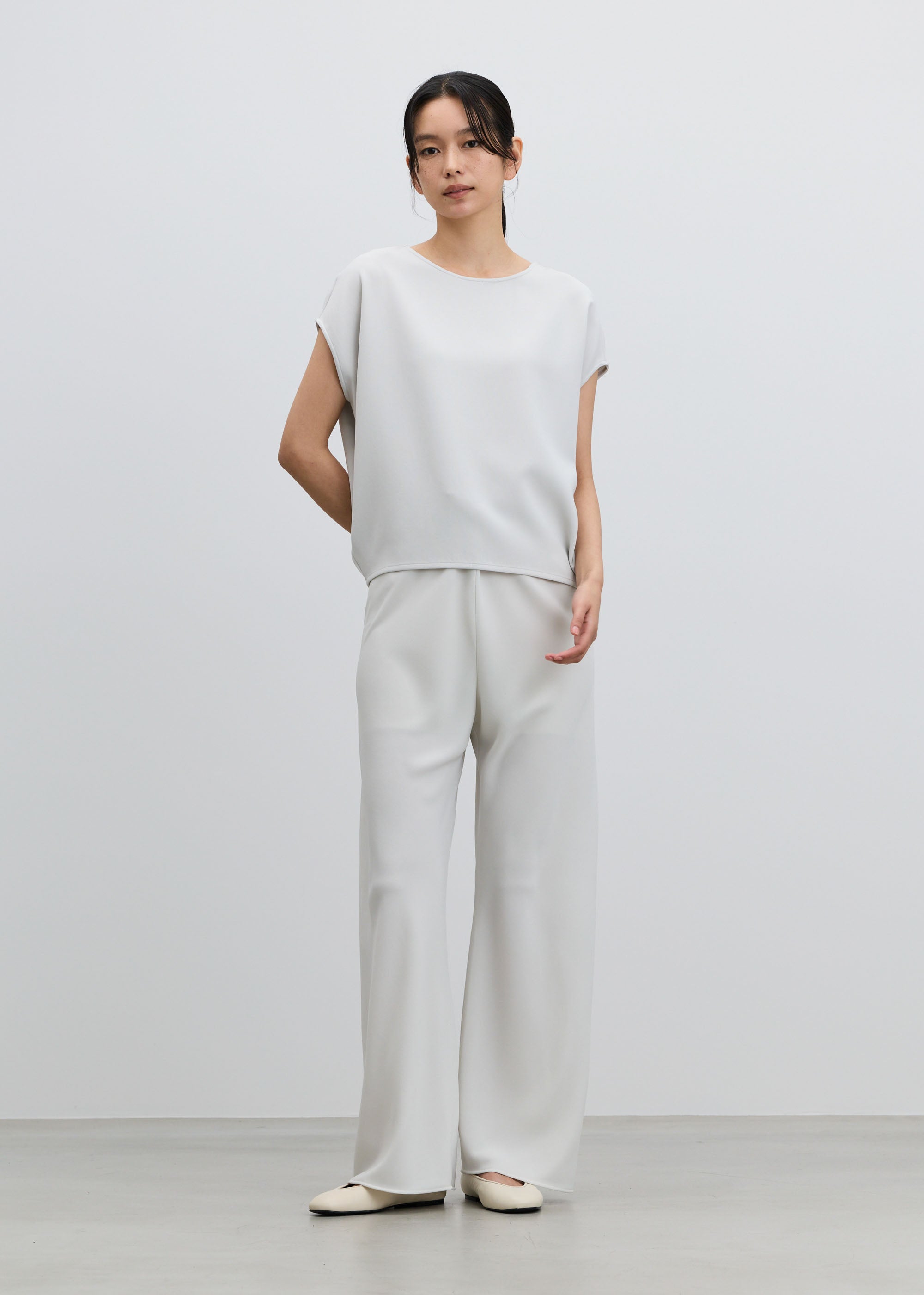 ショートスリーブコクーンブラウス