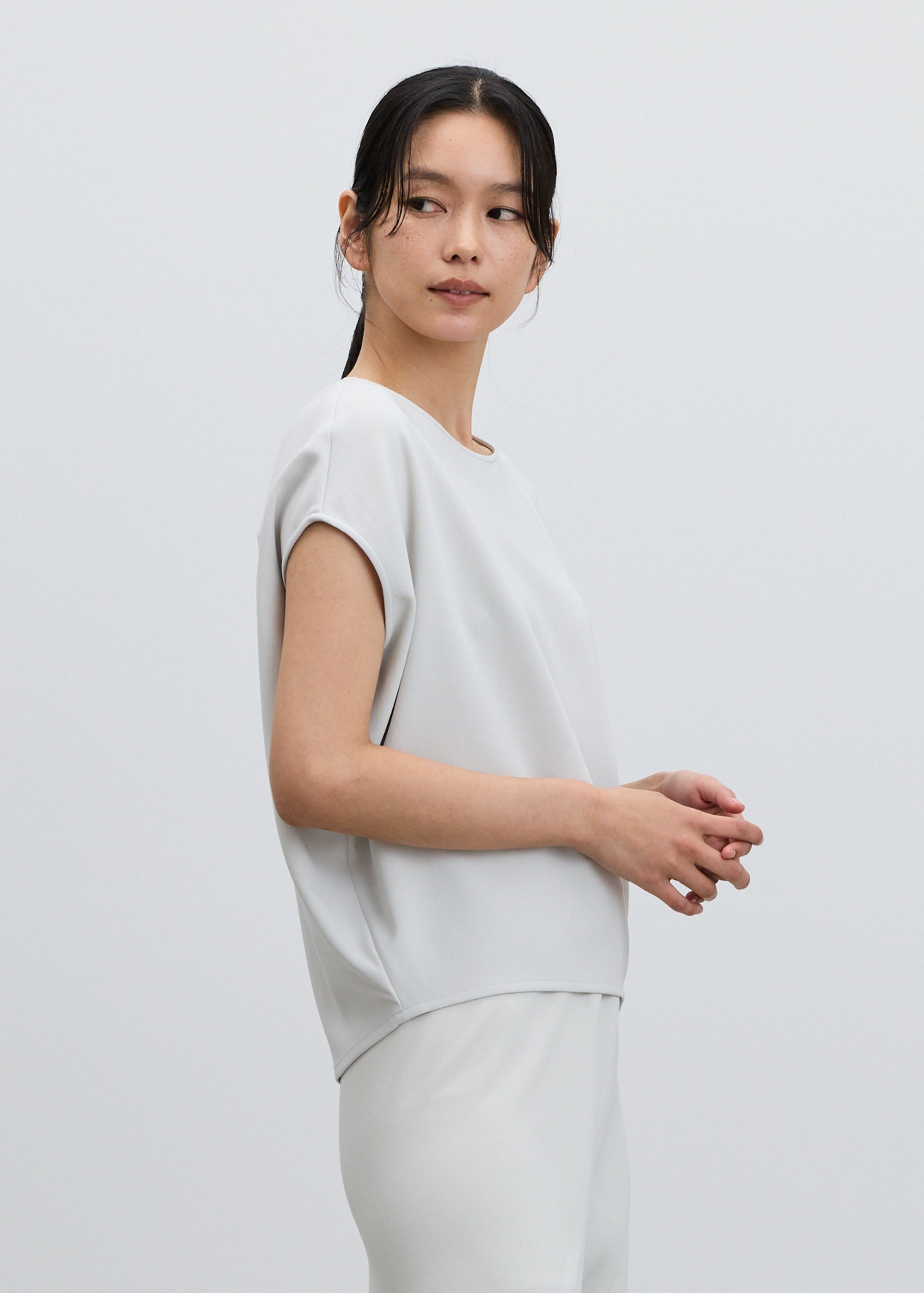 ショートスリーブコクーンブラウス