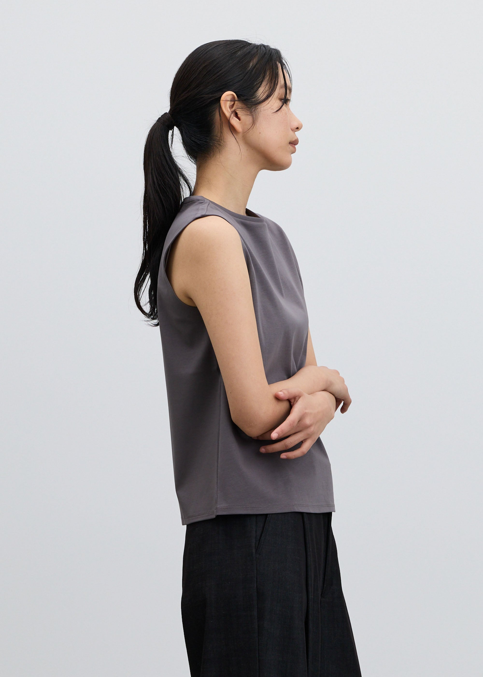 COOL SMOOTH ノースリーブカットソー