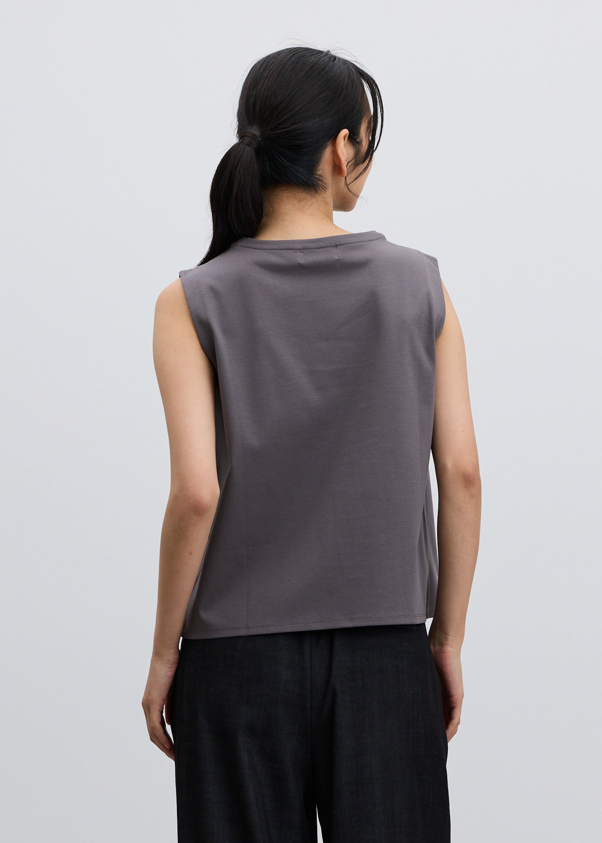 COOL SMOOTH ノースリーブカットソー- SOÉJU online store｜上質な大人