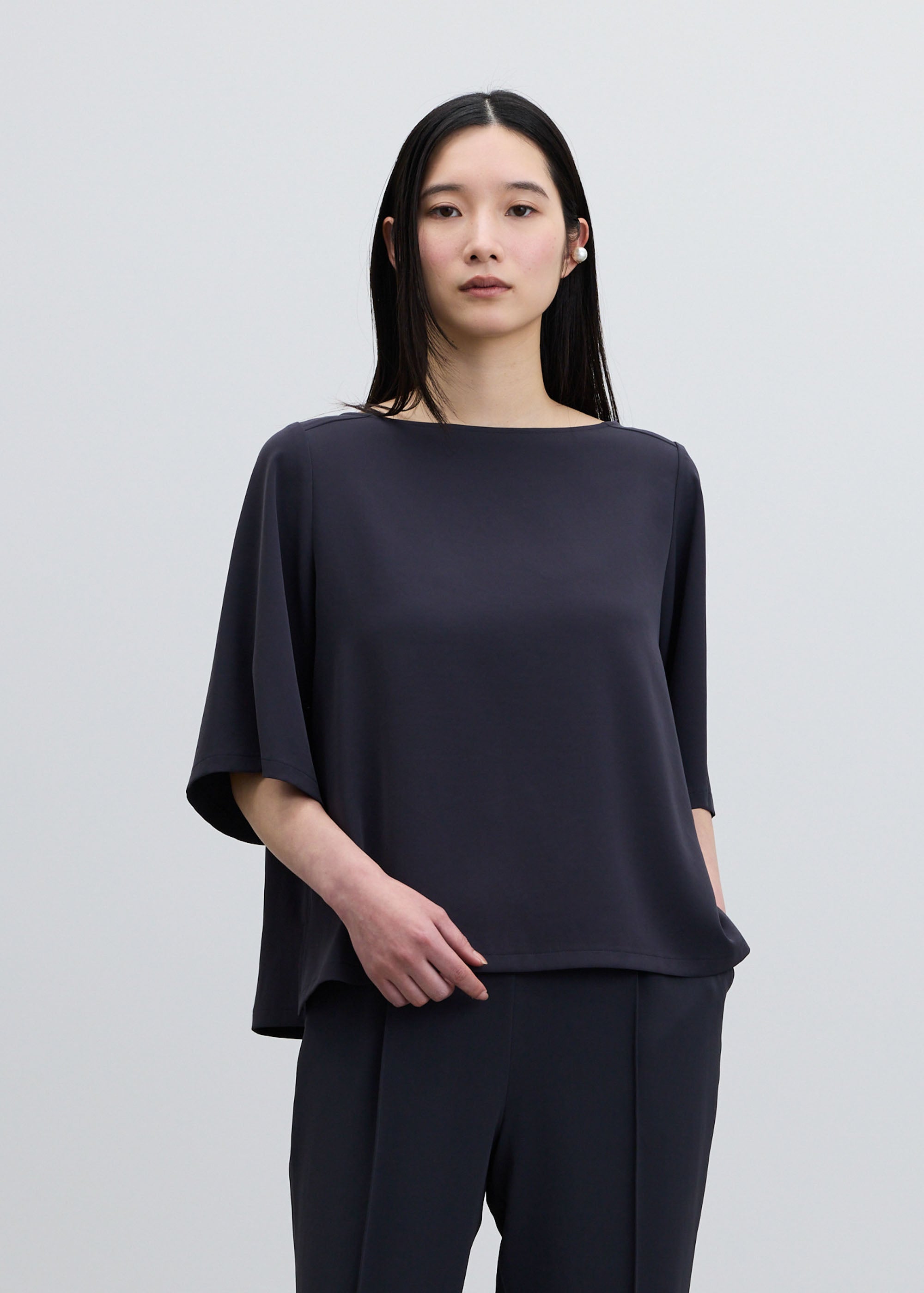 ヴィンテージサテンボートネックTブラウス