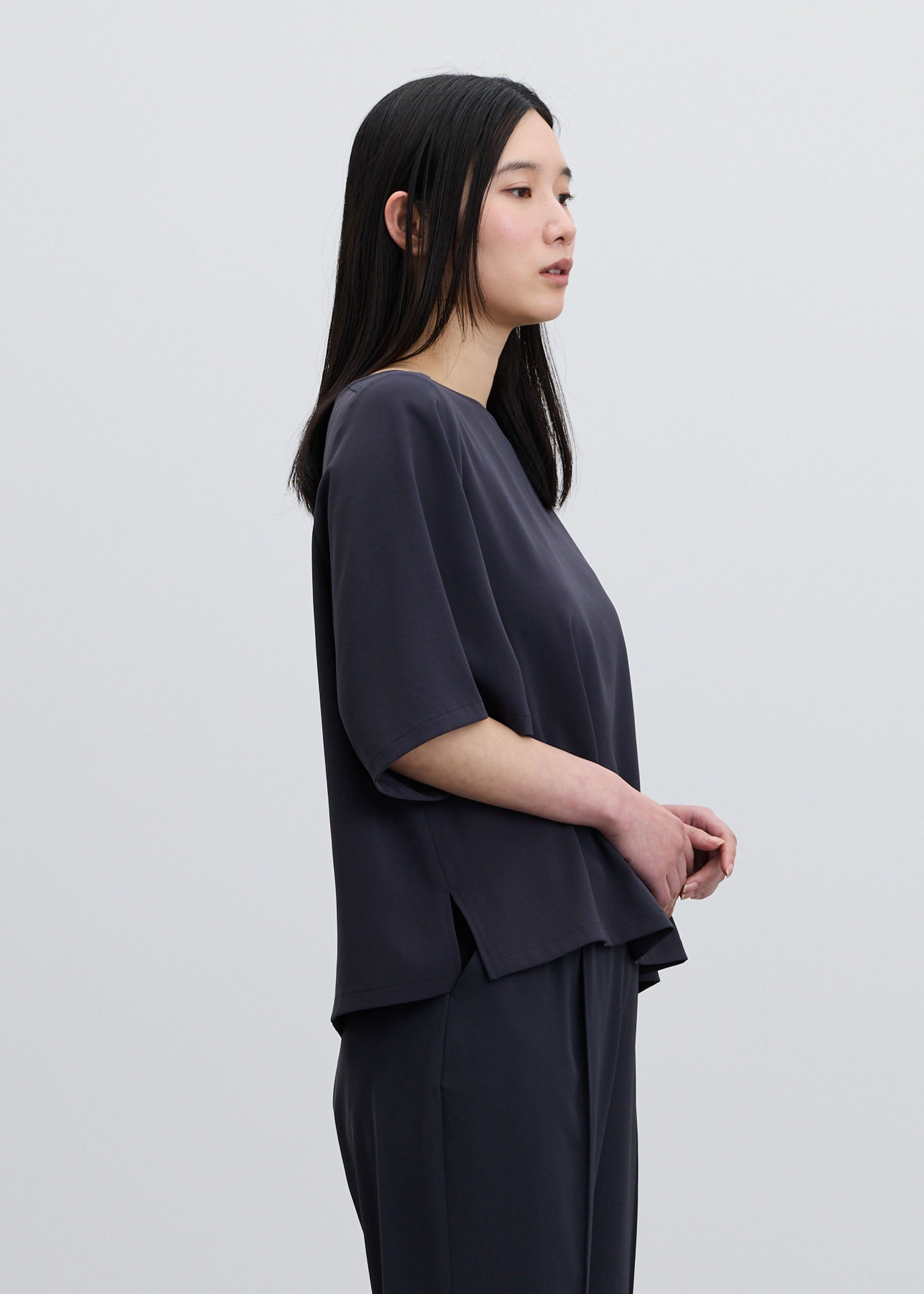 ヴィンテージサテンボートネックTブラウス