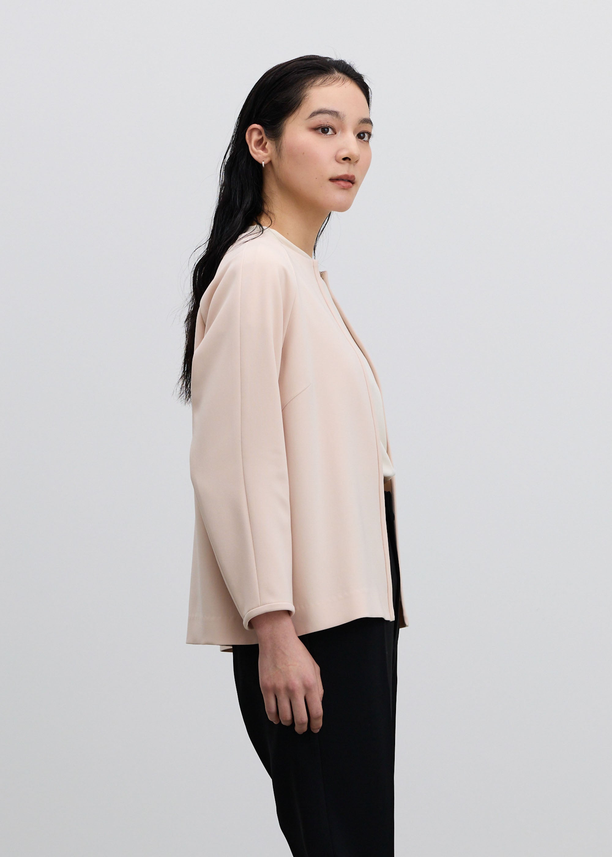 フロントホック8分袖ジャケット