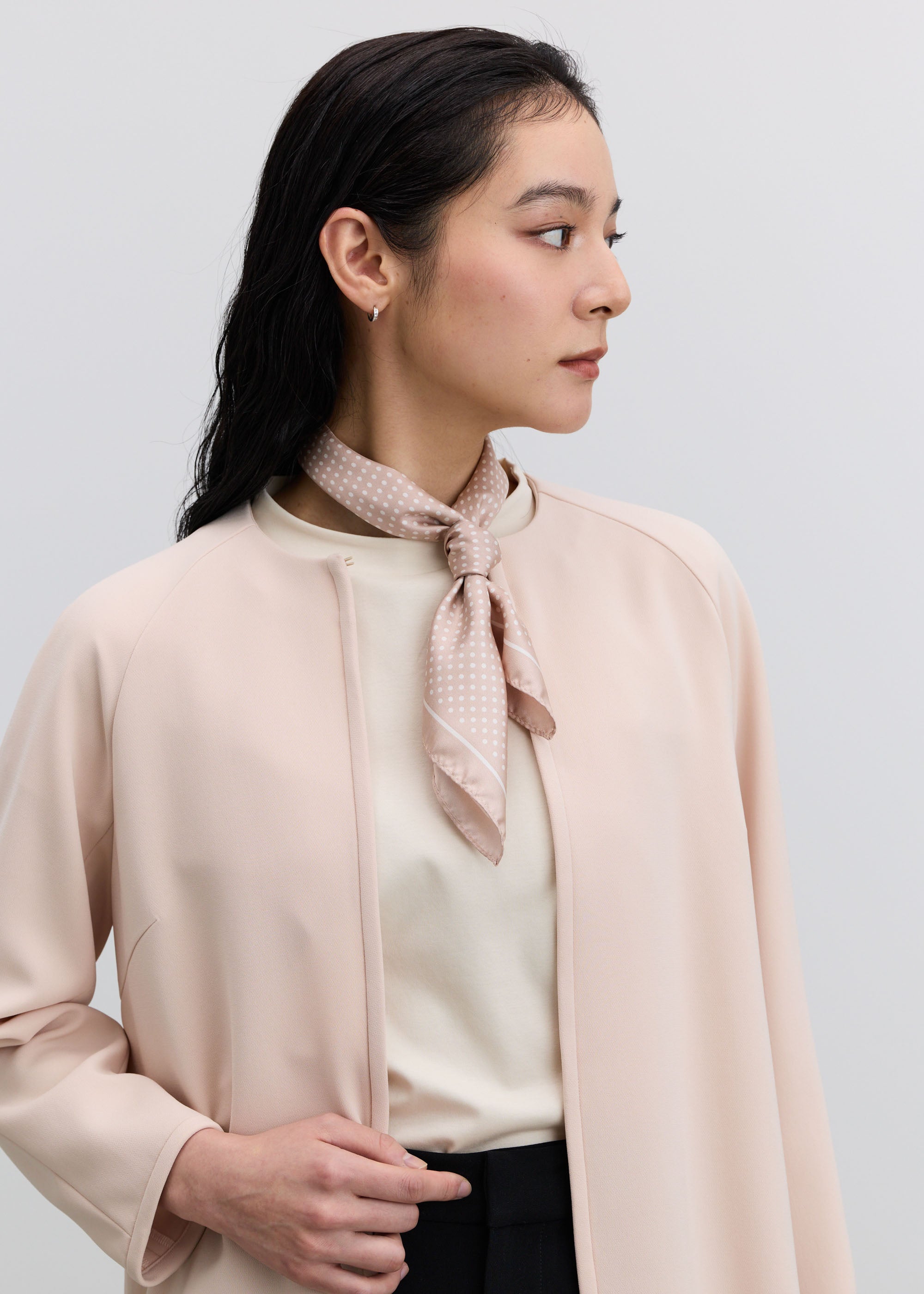 シルクドットプリントスカーフ