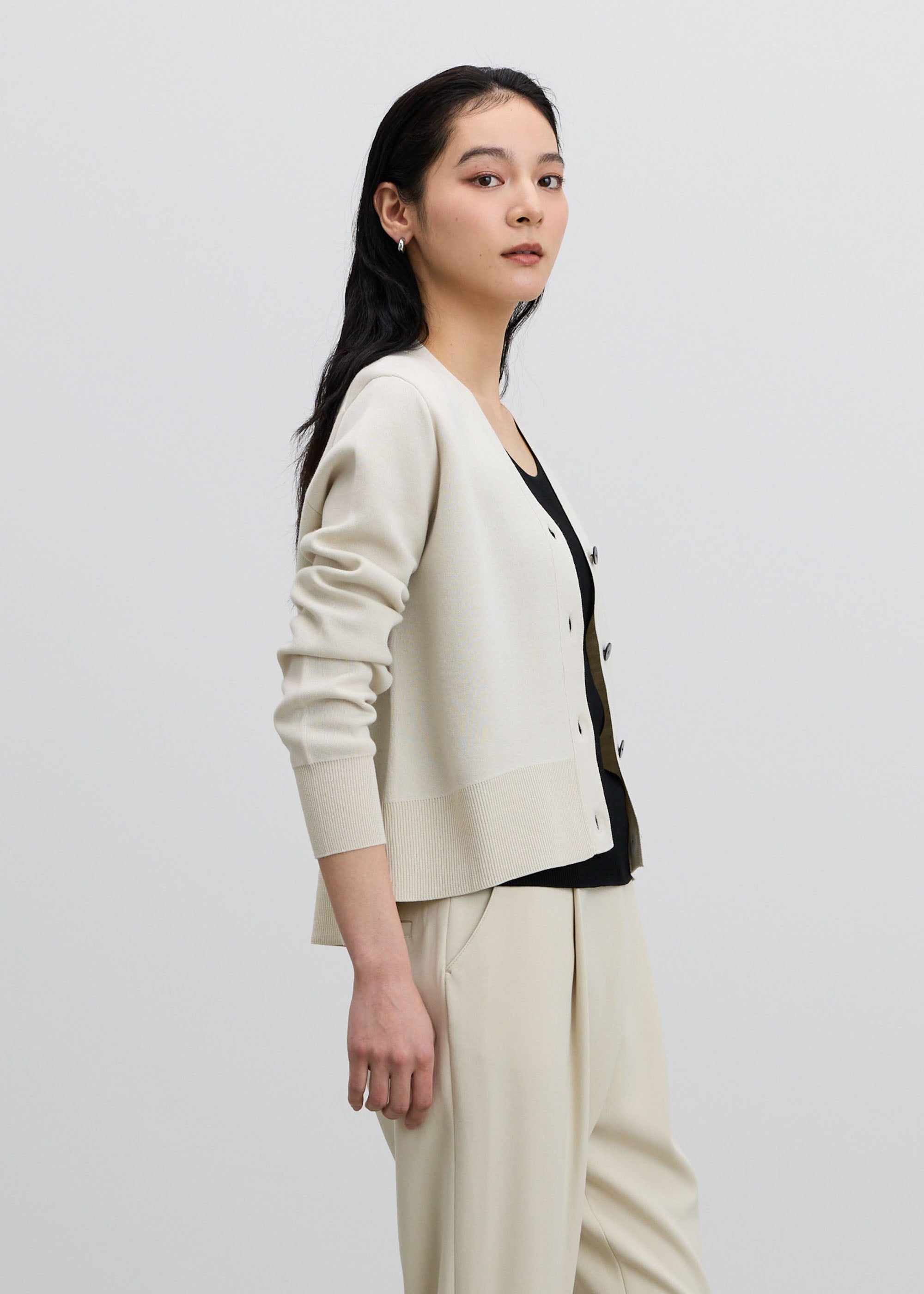 スウェットライクVネックショートニットカーディガン