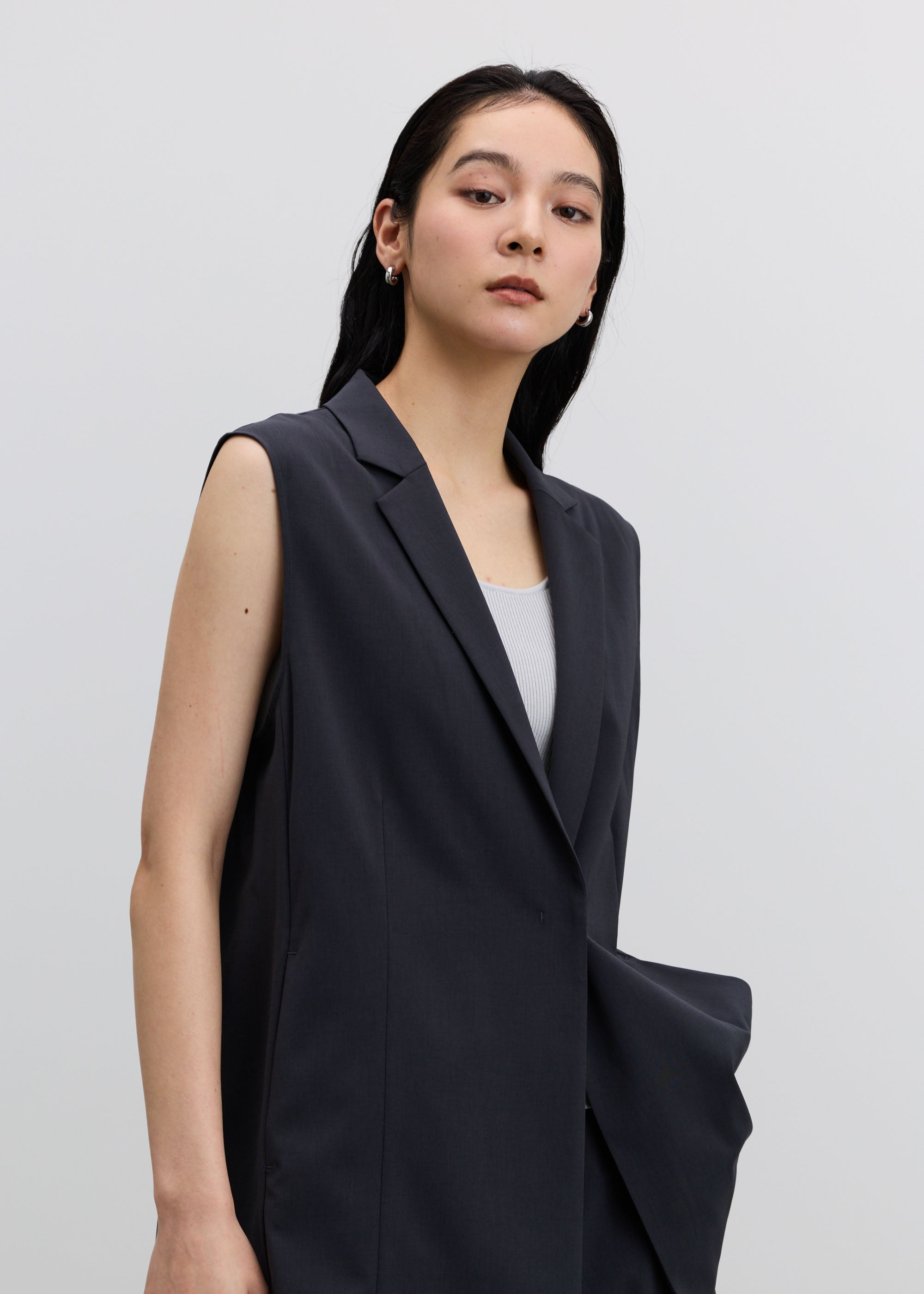 エアリーストレッチテーラードジレ