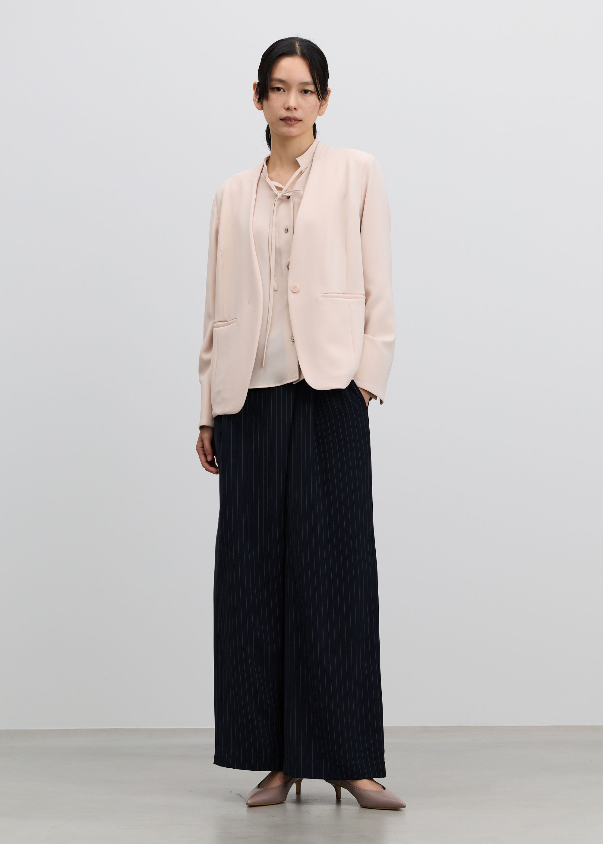 モデル:174cm サイズ:M