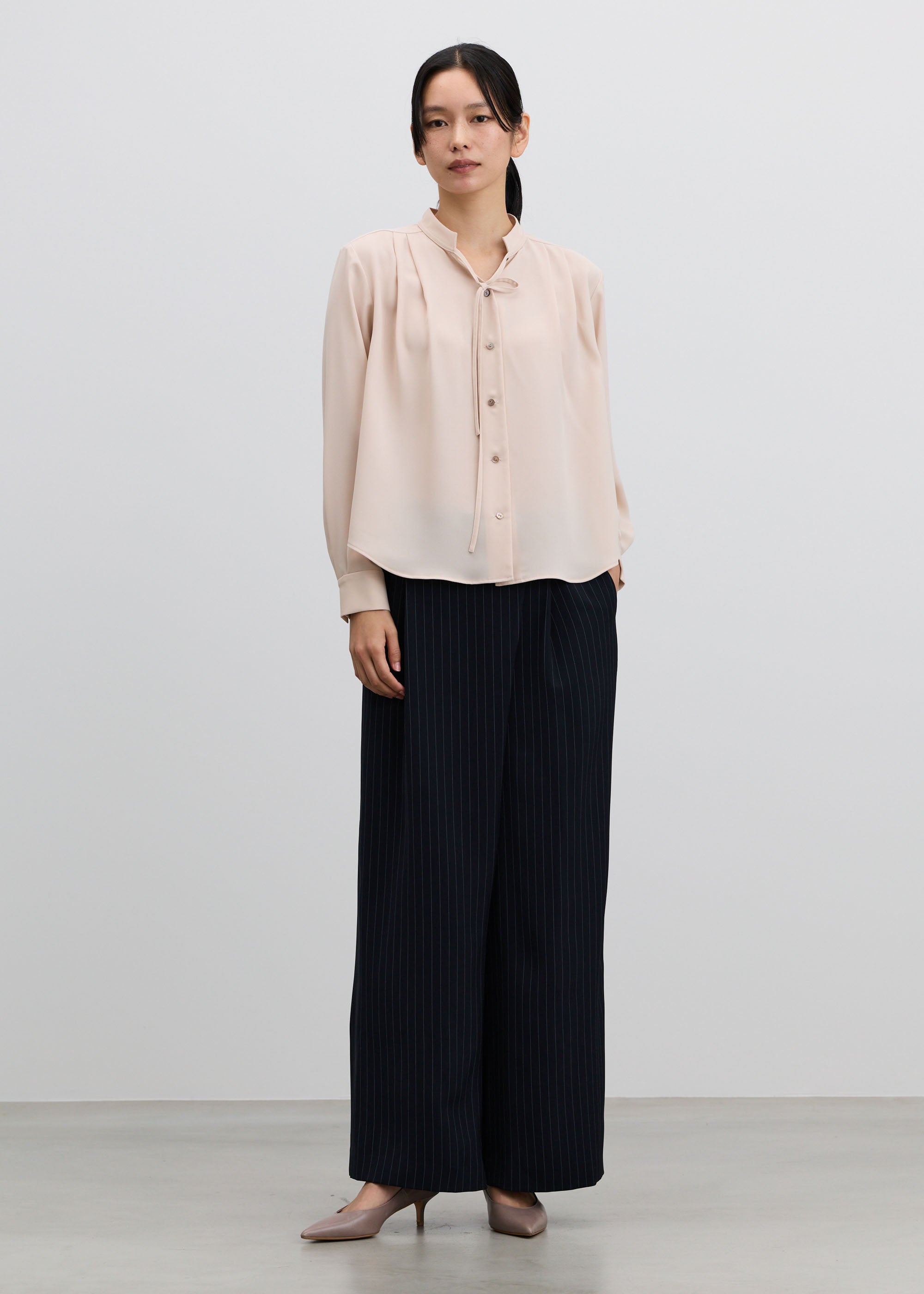 エアリージョーゼットリボンブラウス