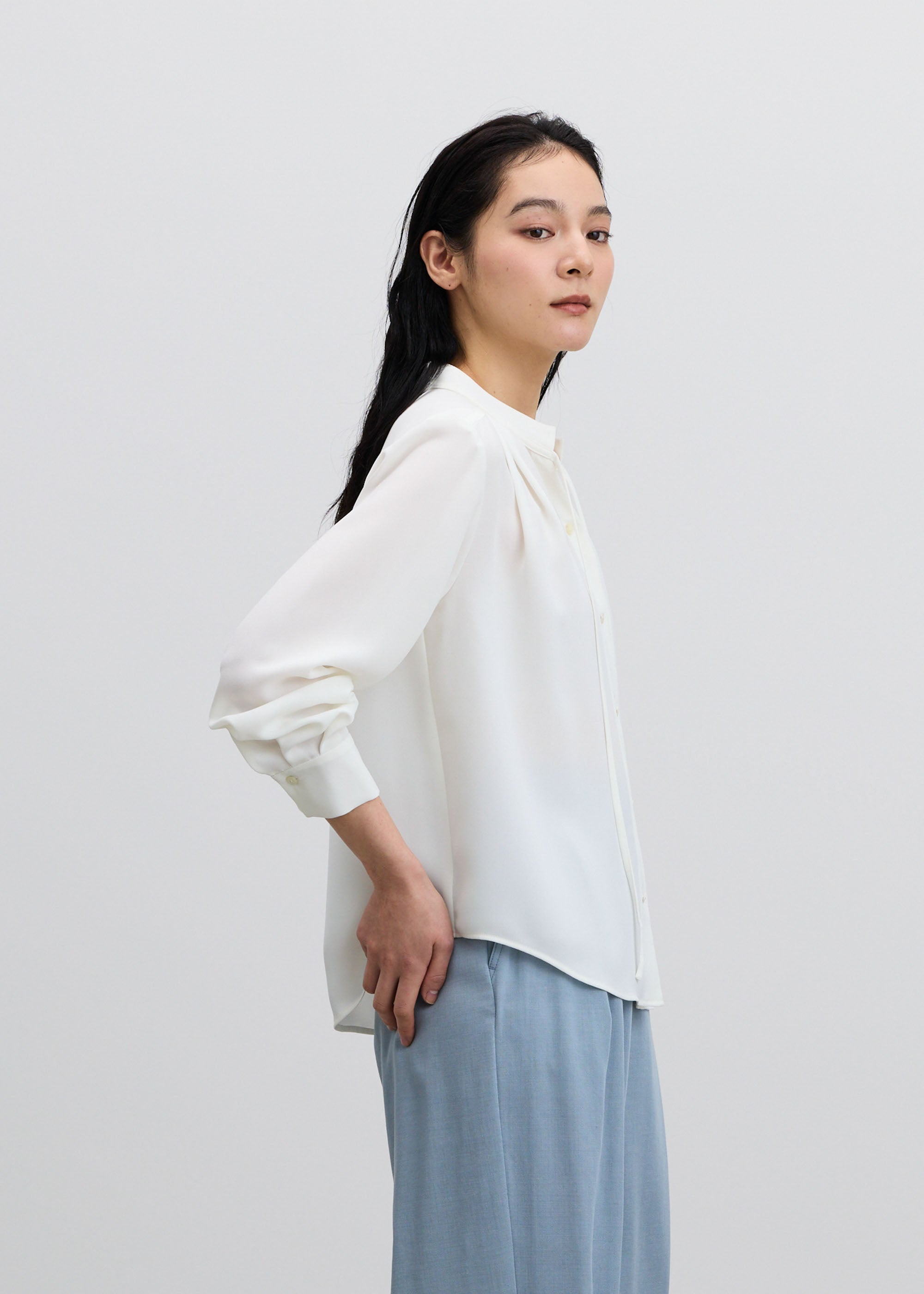 エアリージョーゼットリボンブラウス