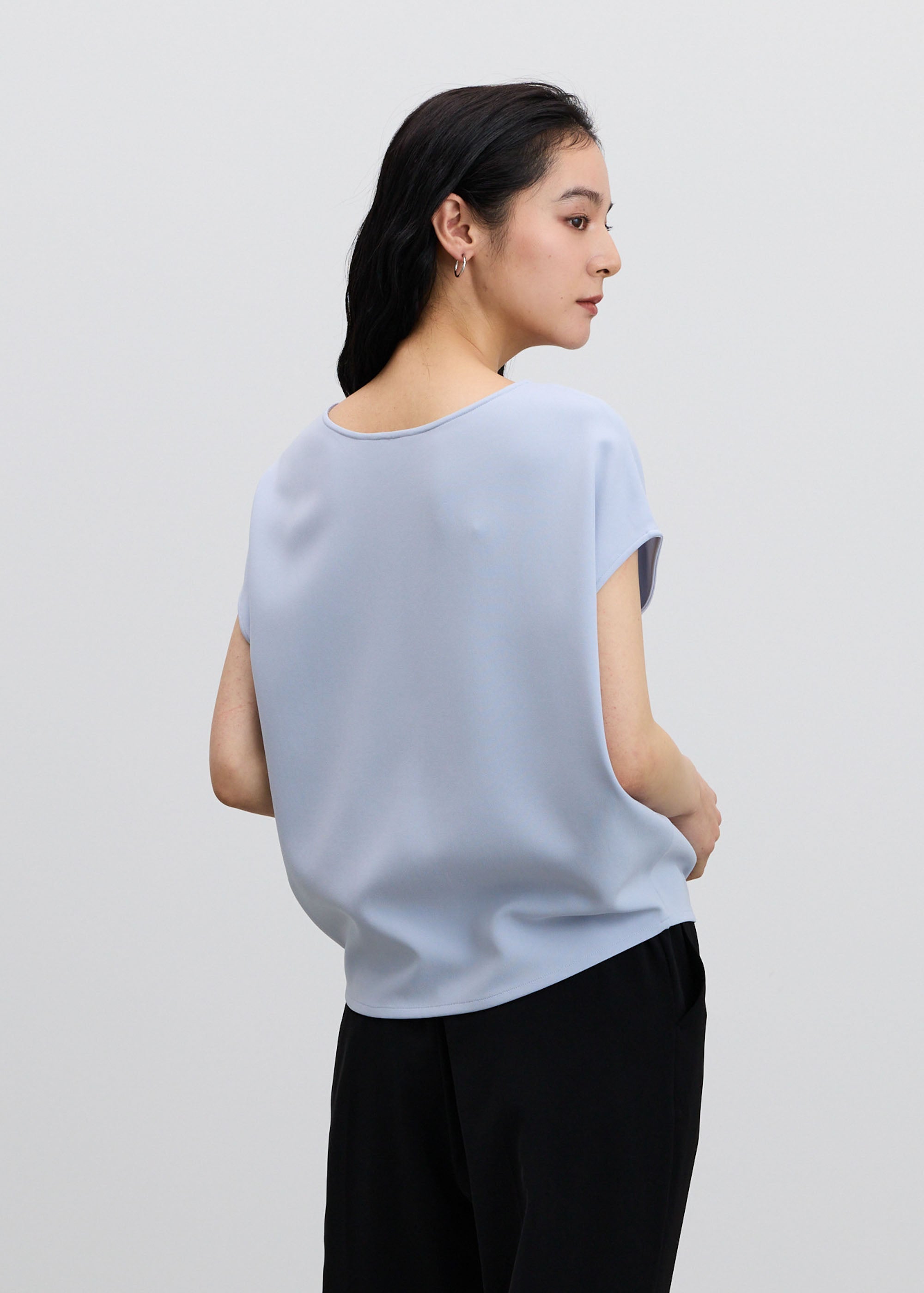 ショートスリーブコクーンブラウス