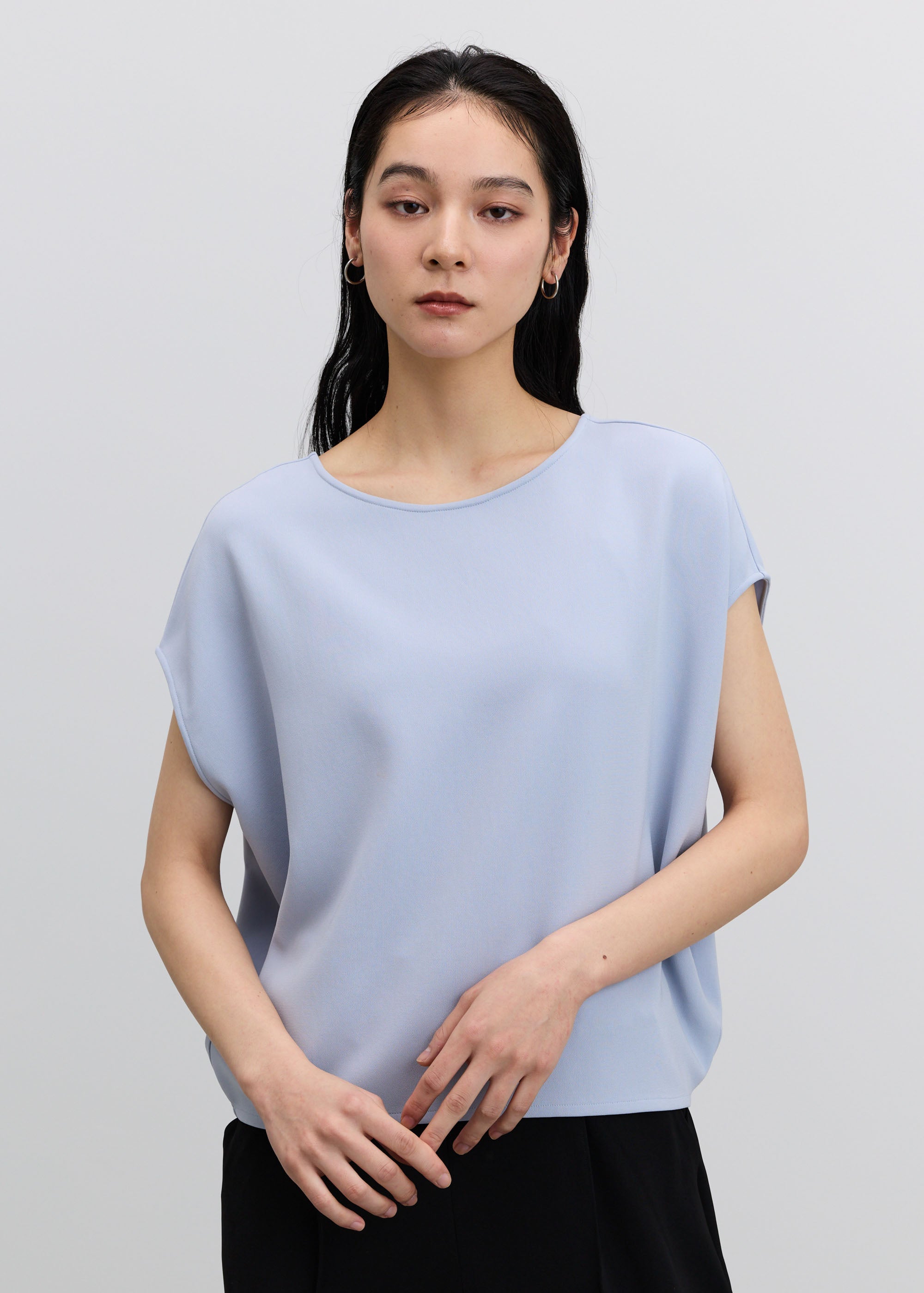 ショートスリーブコクーンブラウス - SOÉJU online store｜上質な大人