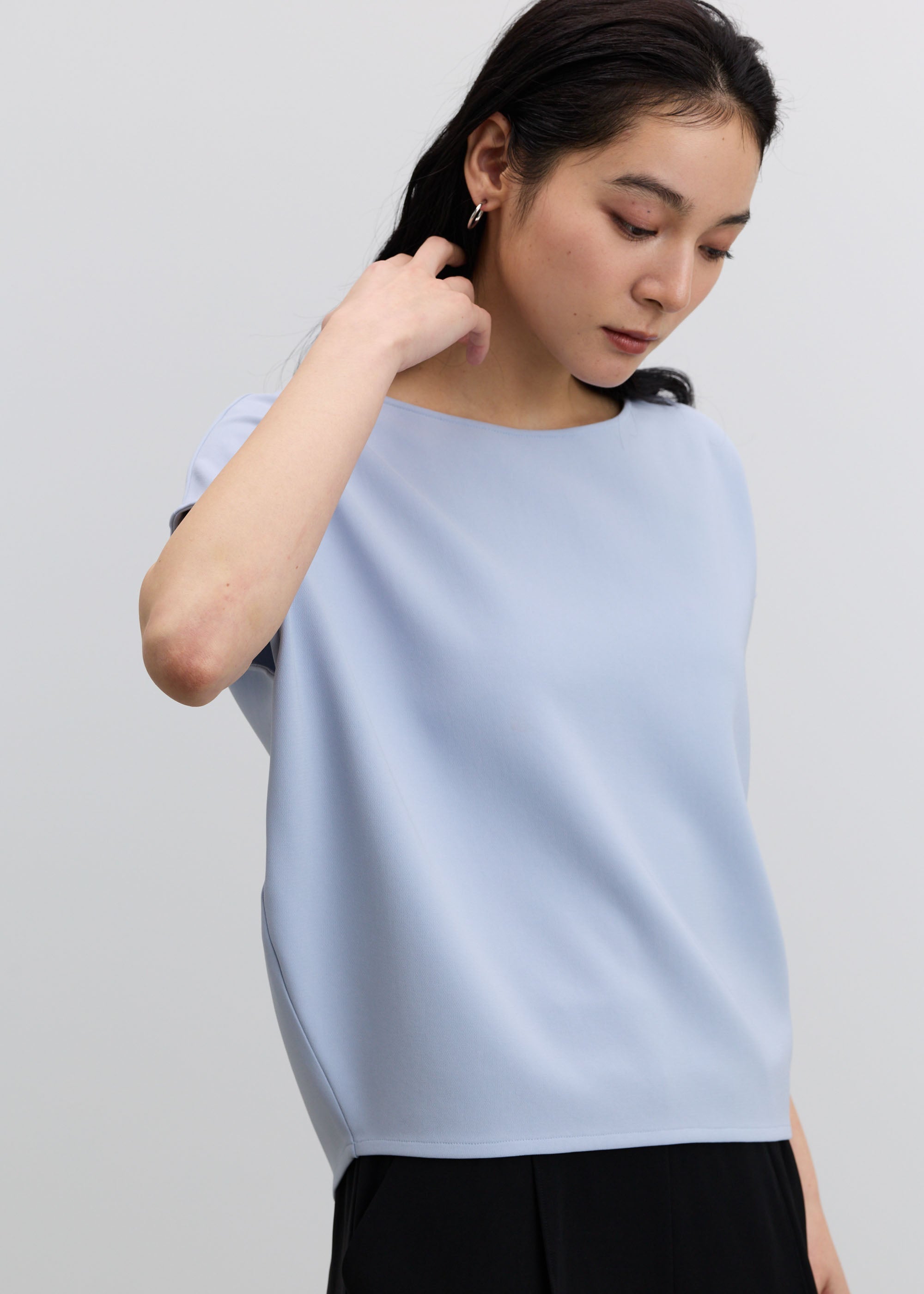 ショートスリーブコクーンブラウス