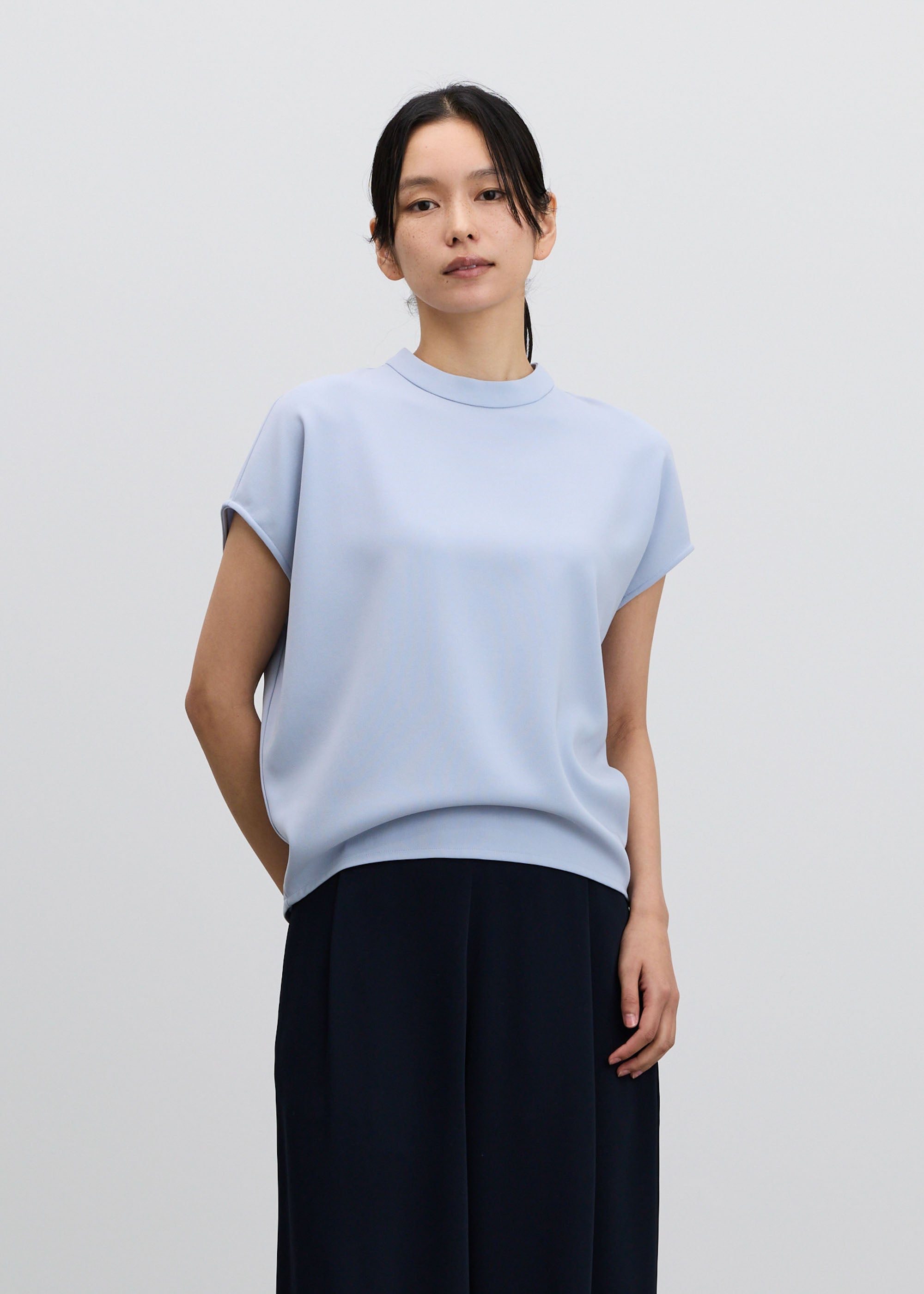 スタンドカラーコクーンブラウス