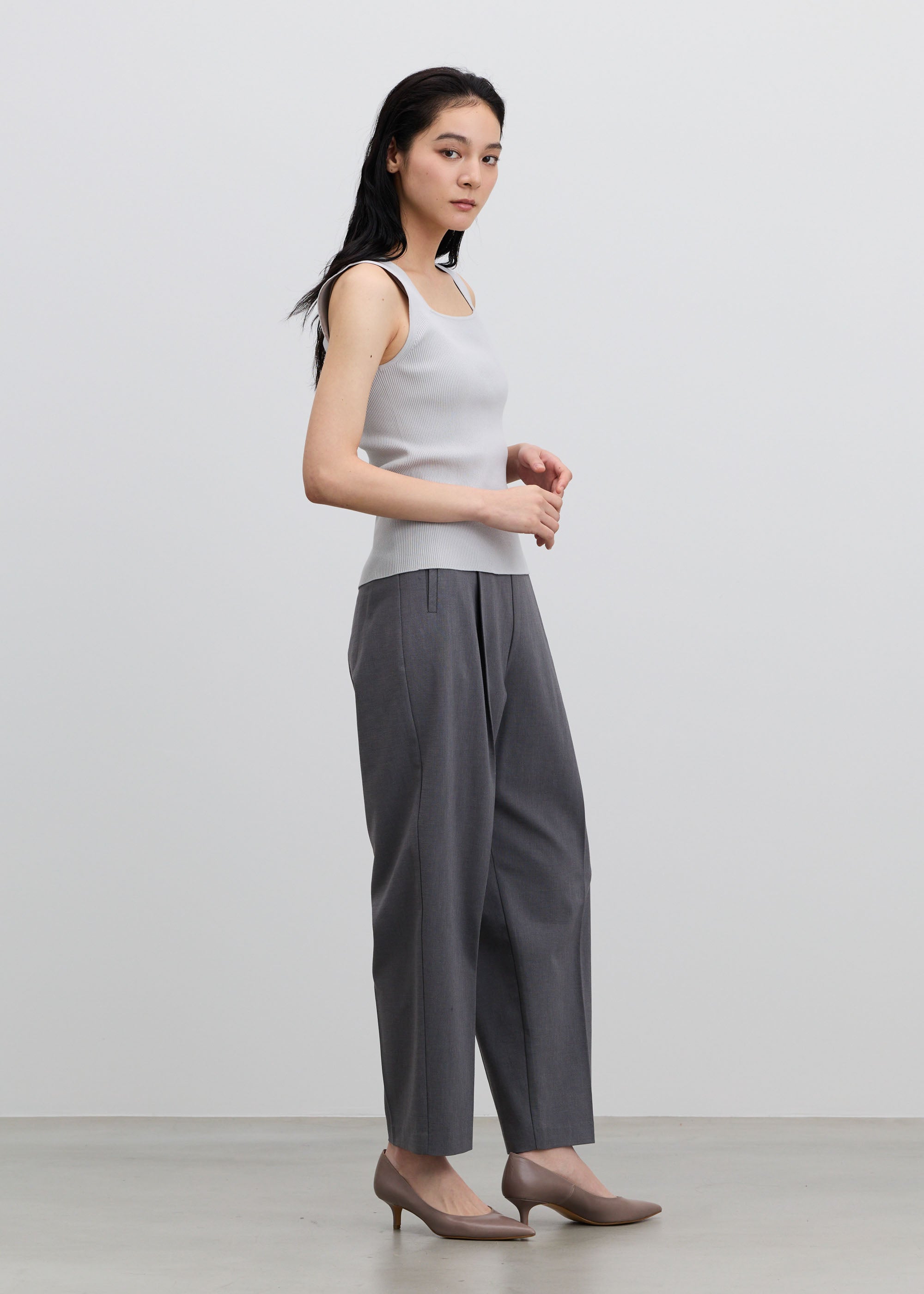 コンフォートファインタックバレルパンツ