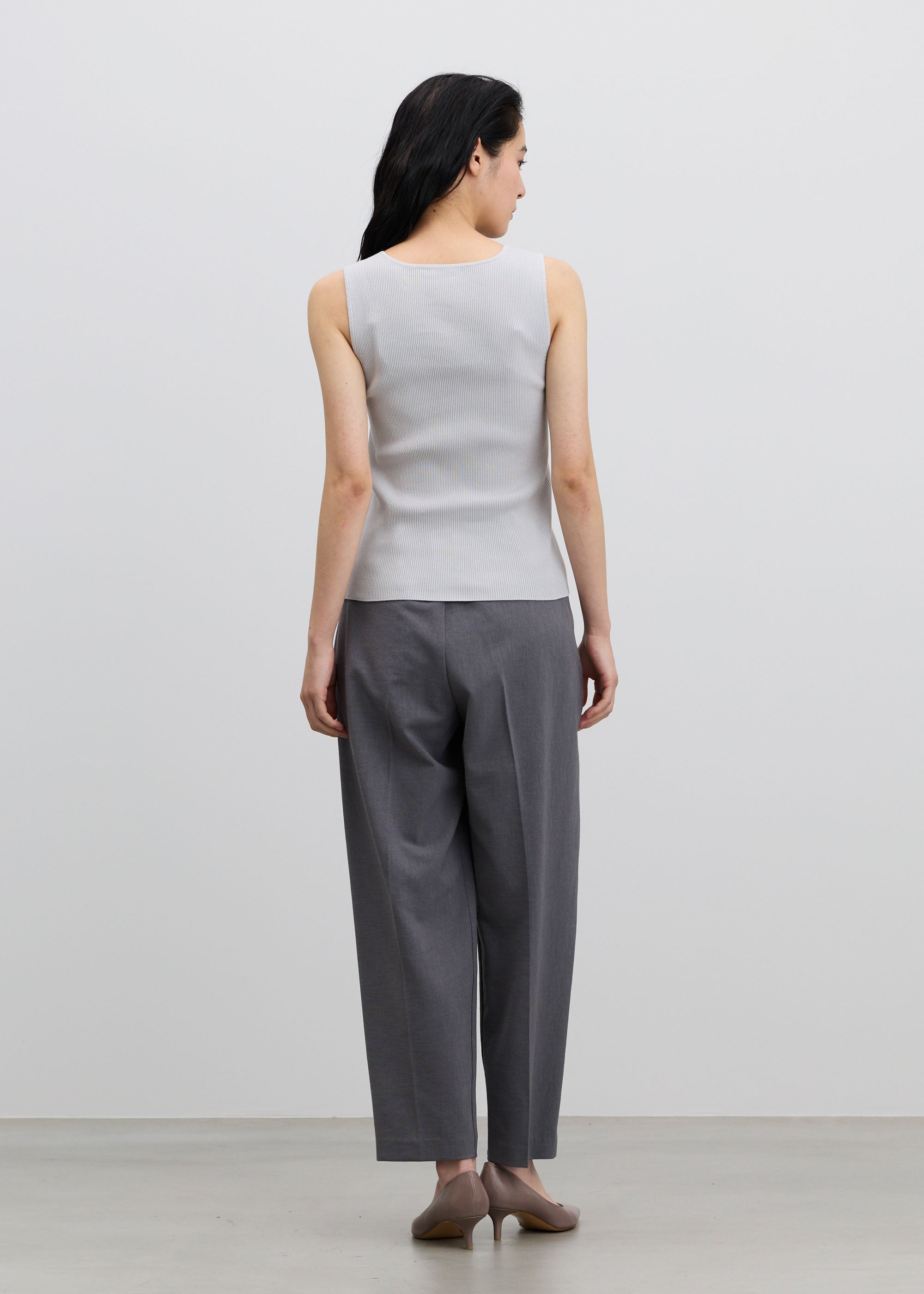 コンフォートファインタックバレルパンツ