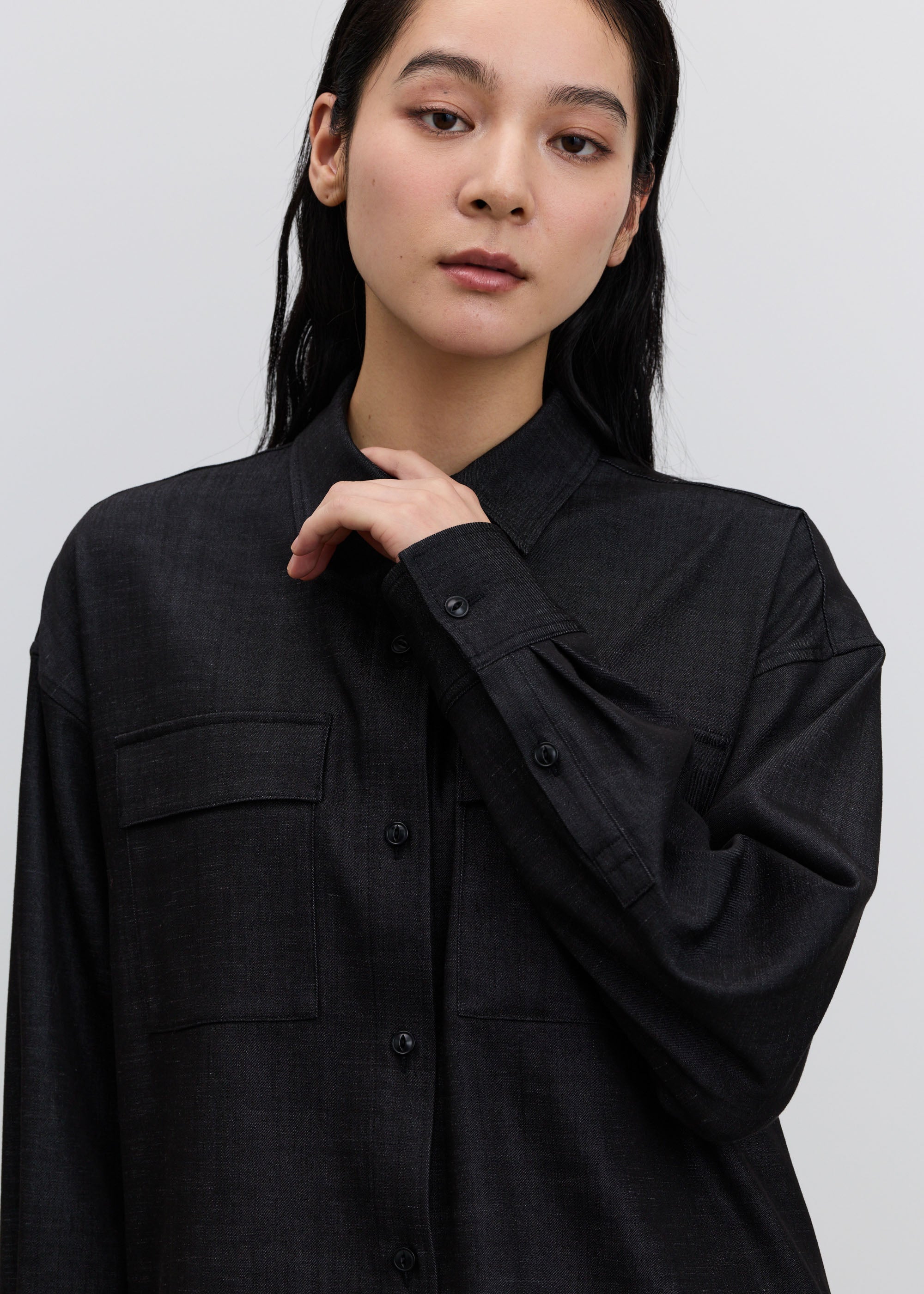 デニムライクシャツ