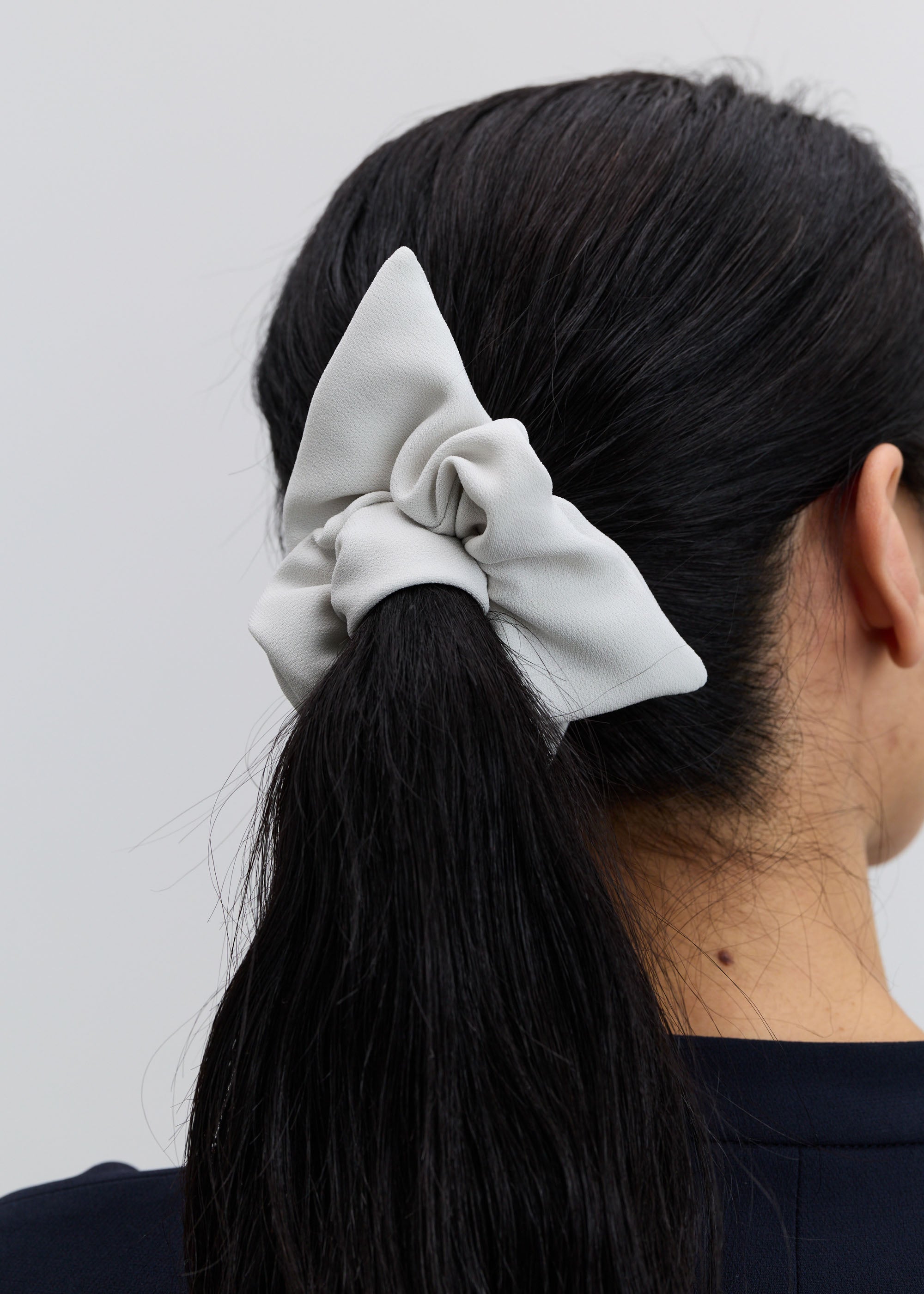 ダブルクロススクエアシュシュ（M） - SOÉJU online store｜上質な大人