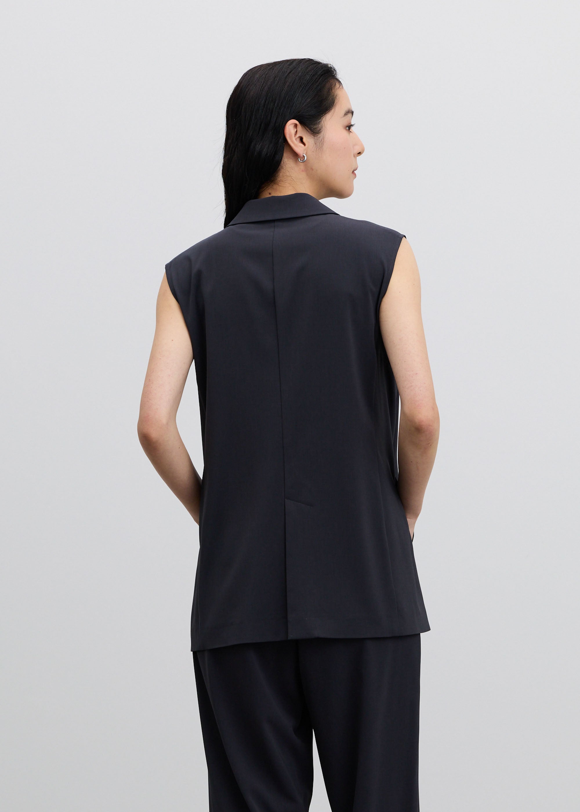 エアリーストレッチテーラードジレ