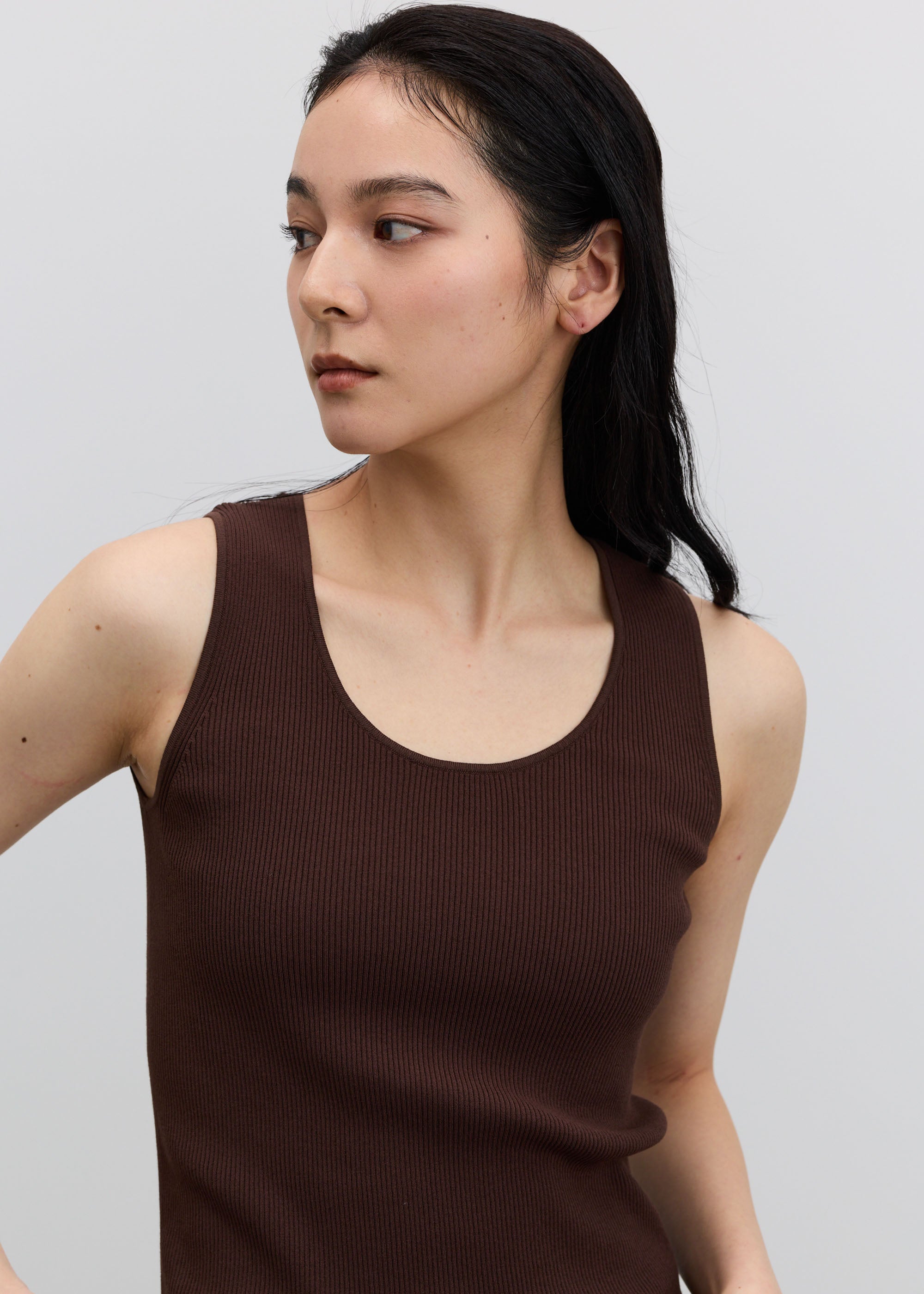 美Neck ノースリーブニット (Uネック) - SOÉJU online store｜上質な