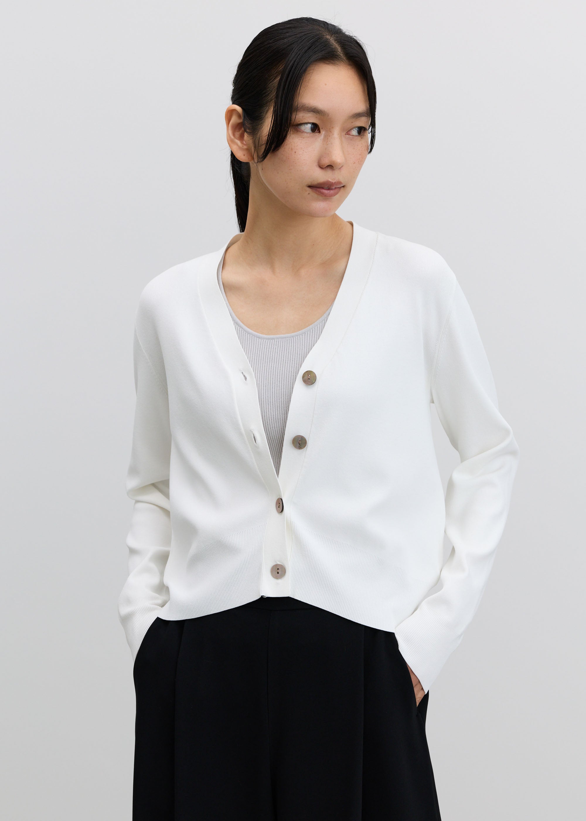 モデル:174cm サイズ:F