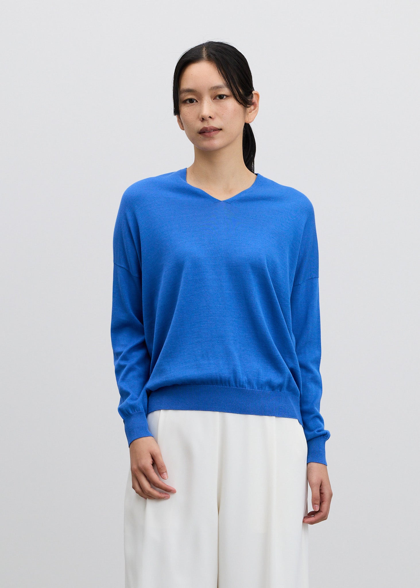 エブール★シルクコットン★Ｖネックプルオーバー シルクコットンVネックニットプルオーバー - SOÉJU online store｜上質