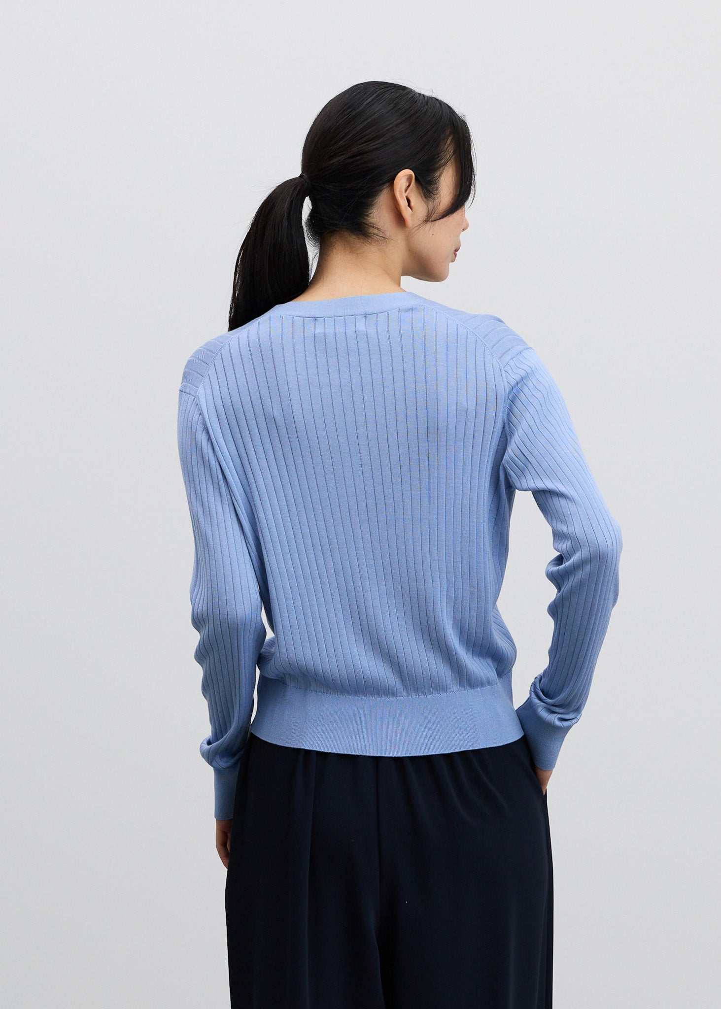 シルクワイドリブVネックカーディガン