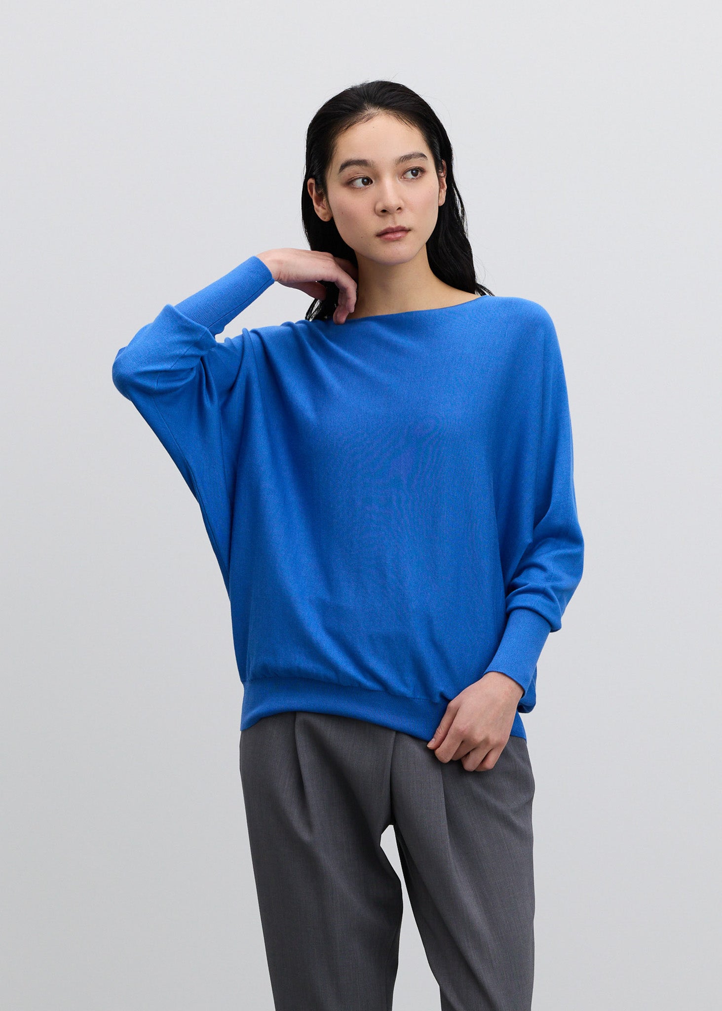 シルクコットンボートネックニットプルオーバー - SOÉJU online store