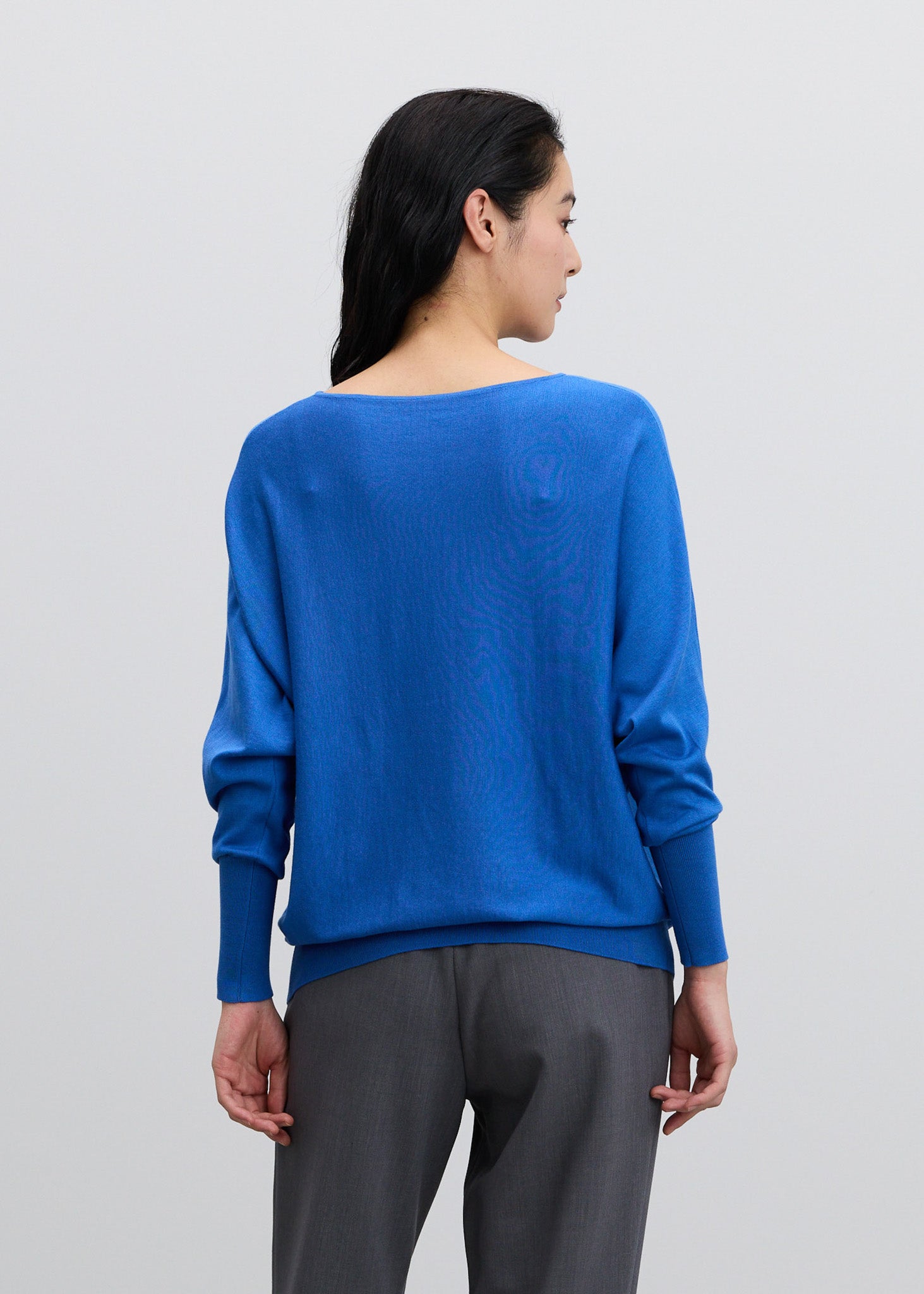 シルクコットンボートネックニット