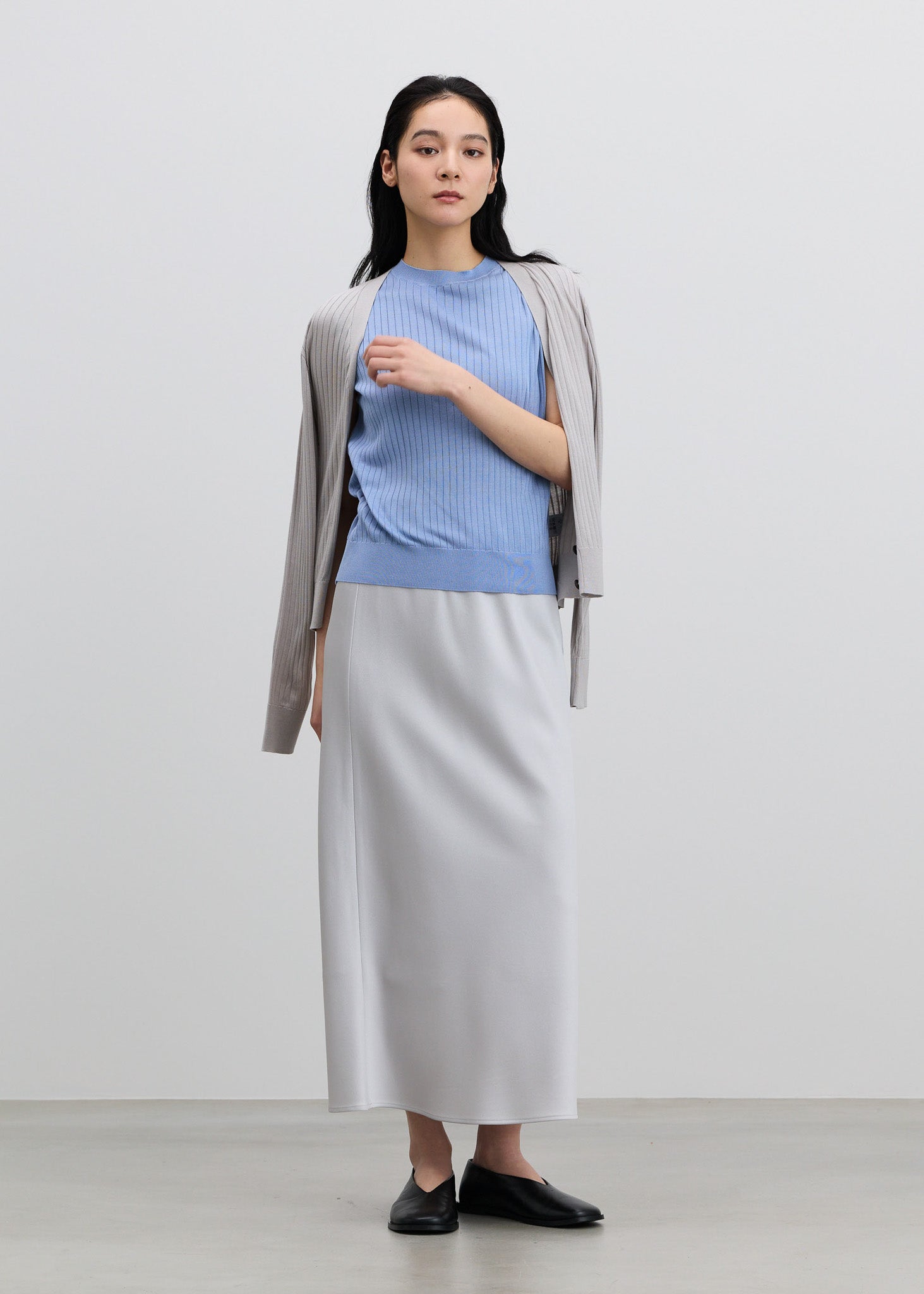 シルクワイドリブノースリーブニット