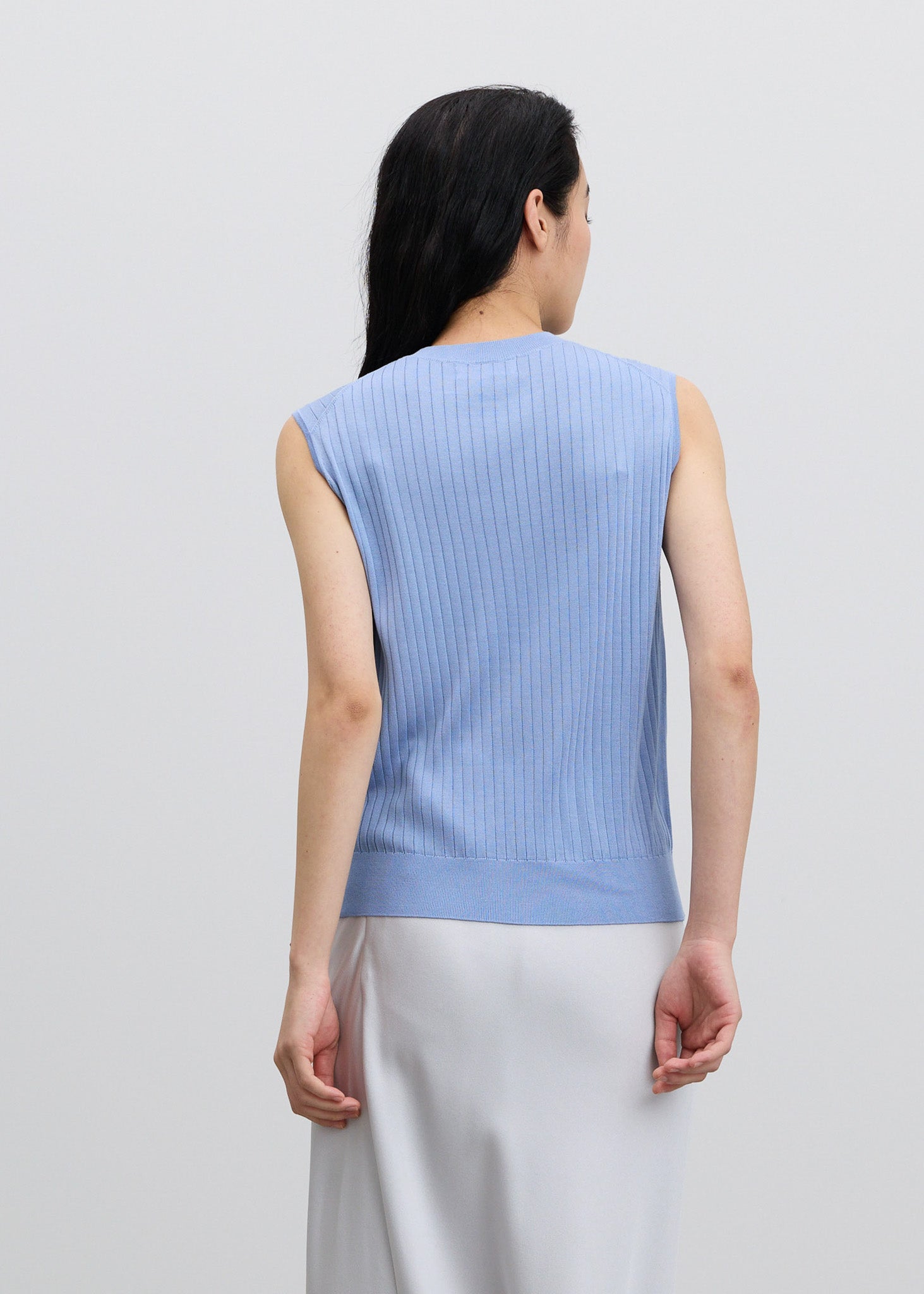 シルクワイドリブノースリーブニット