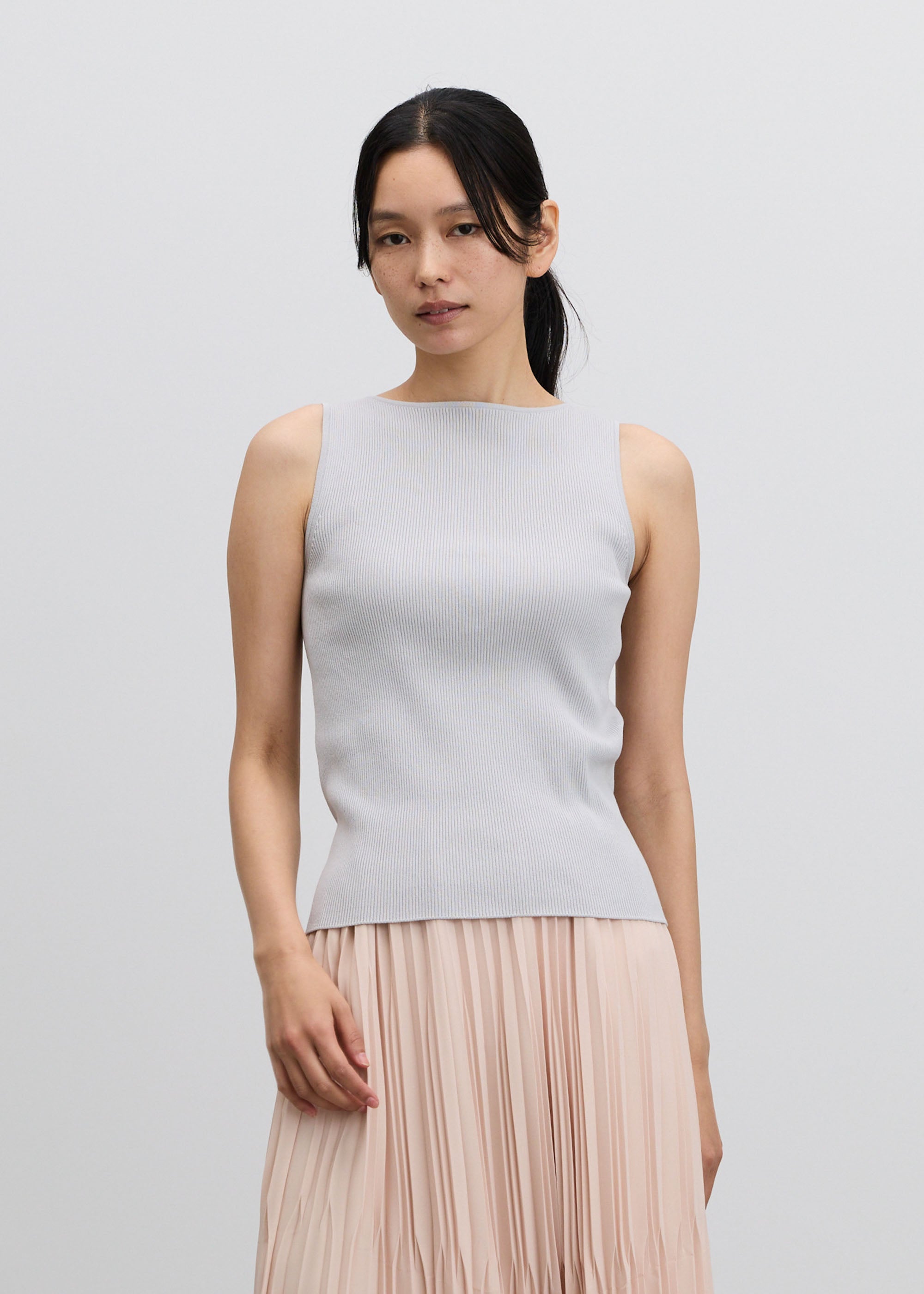 美Neck ノースリーブニット（ボートネック）