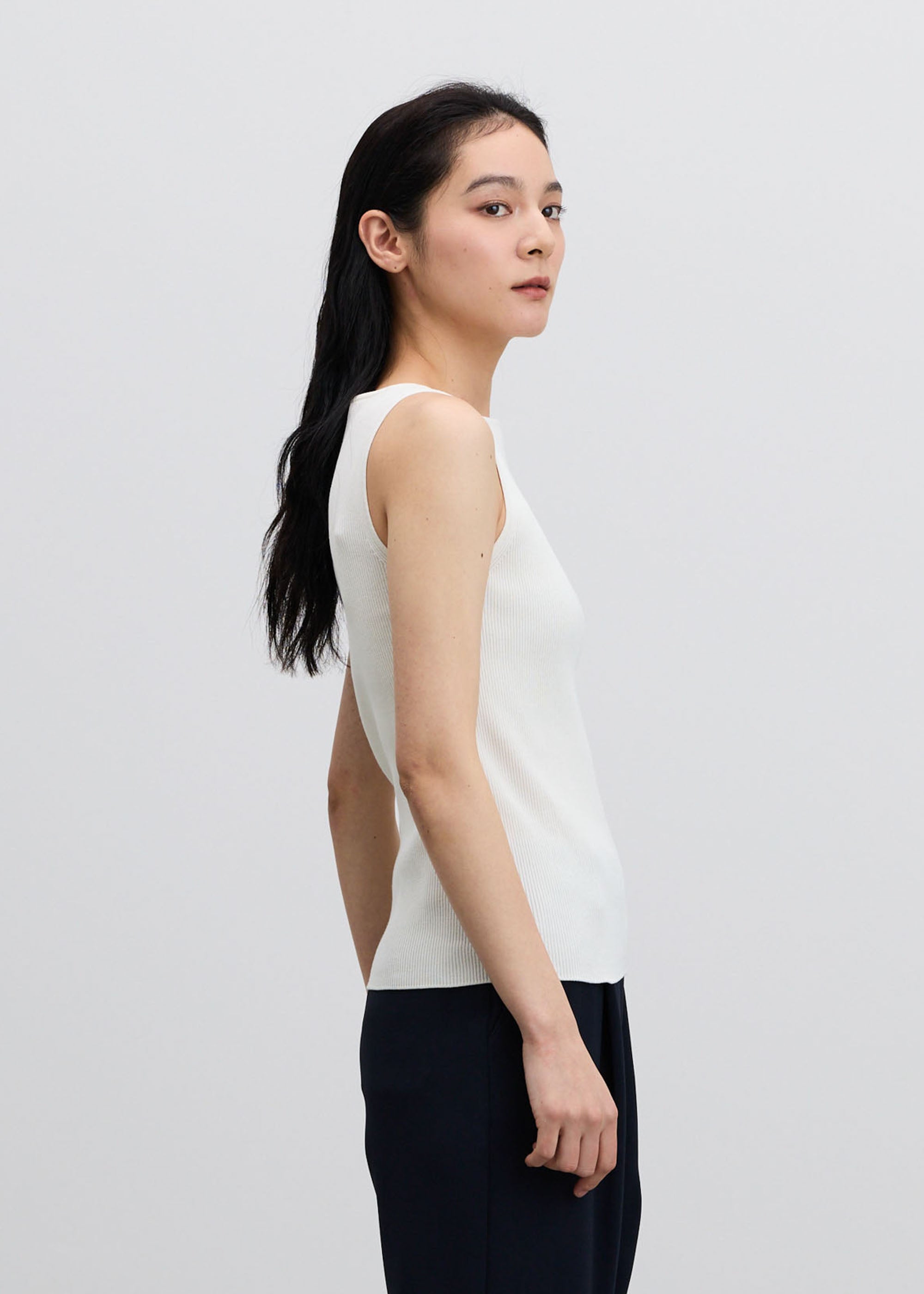 美Neck ノースリーブニット（ボートネック）